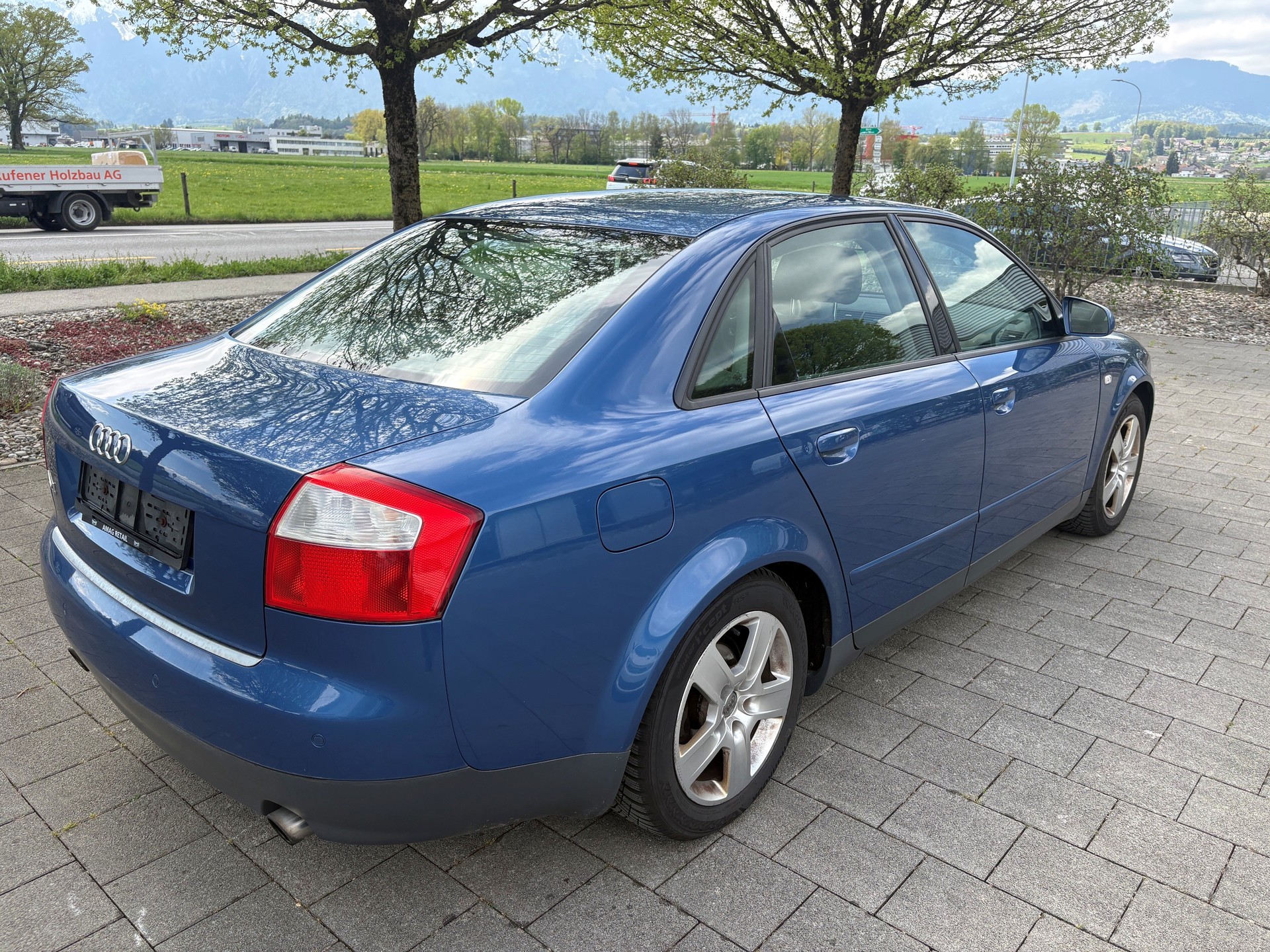 AUDI A4 1.8 T-showroom-element-3
