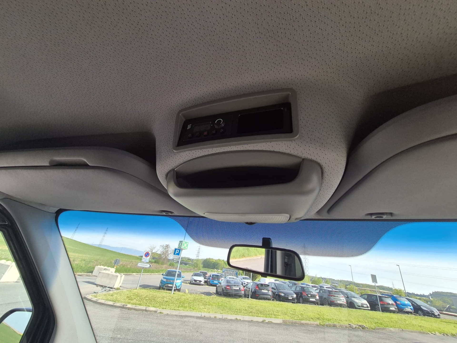 VW Crafter 35 2.5 TDI 109 PS-image-28