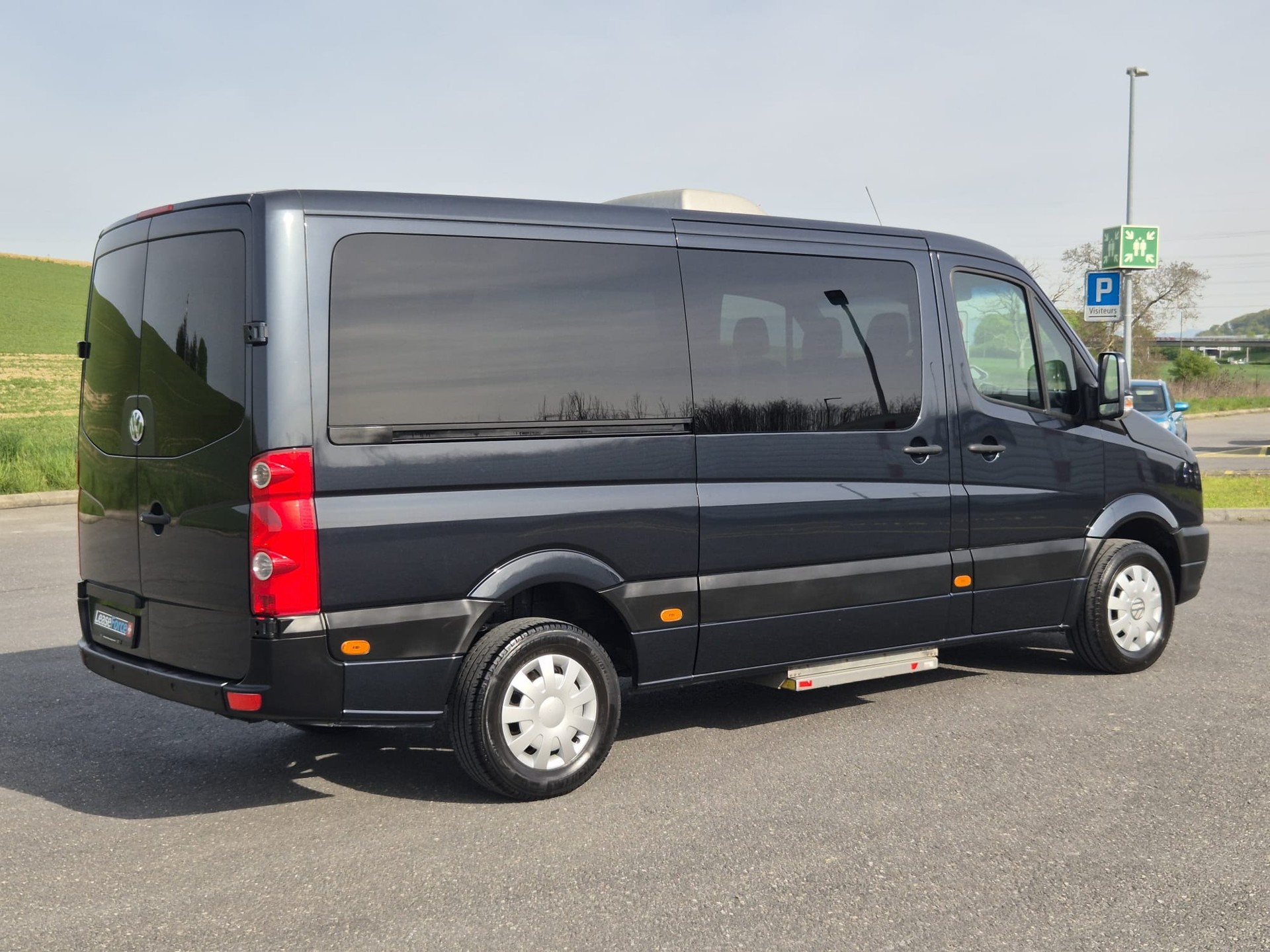 VW Crafter 35 2.5 TDI 109 PS-image-4