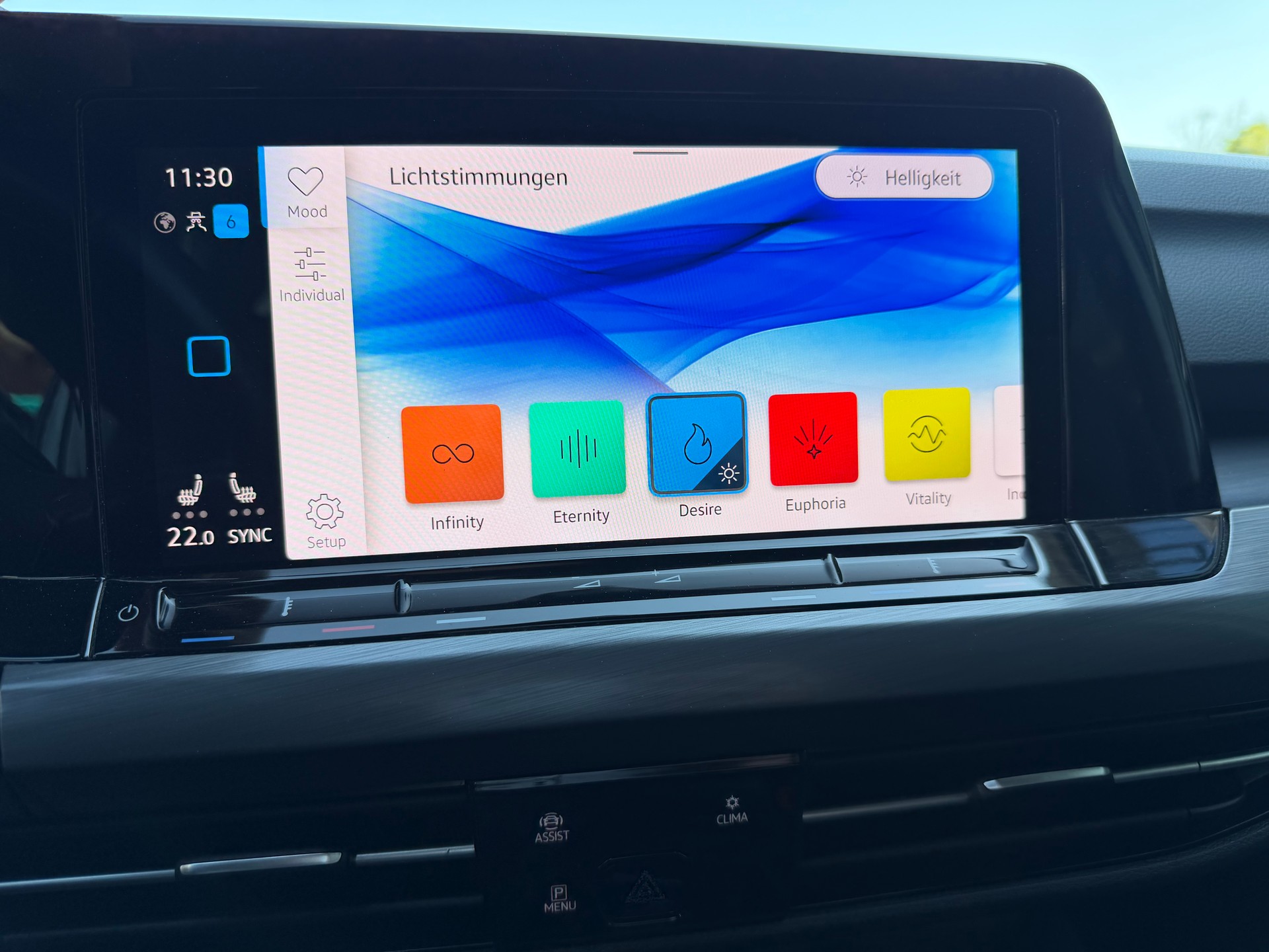 VW Golf 1.5 eTSI mHEV ACT Style DSG-image-24
