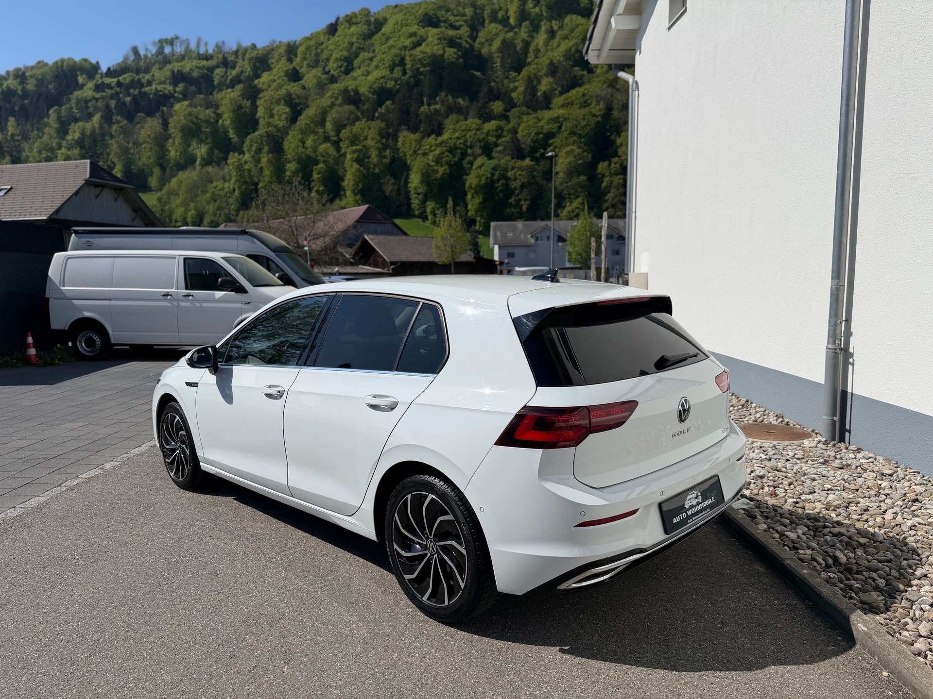 VW Golf 1.5 eTSI mHEV ACT Style DSG-image-13