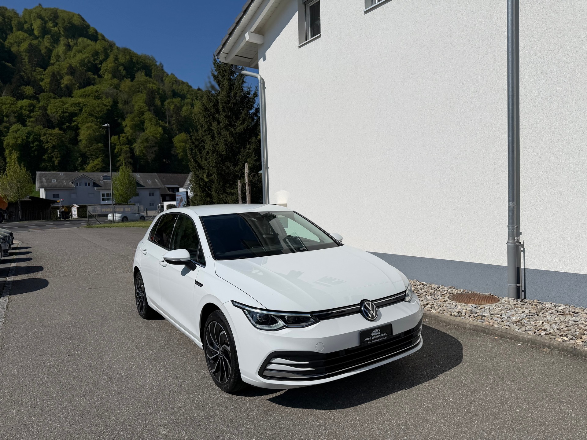 VW Golf 1.5 eTSI mHEV ACT Style DSG-image-1