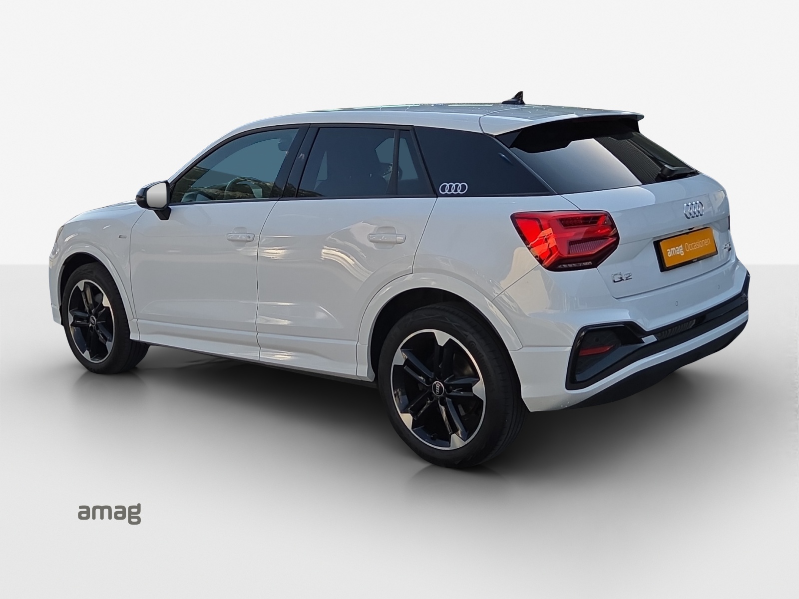 AUDI Q2 40 TFSI S line Attraction quattro S-tronic-image-2