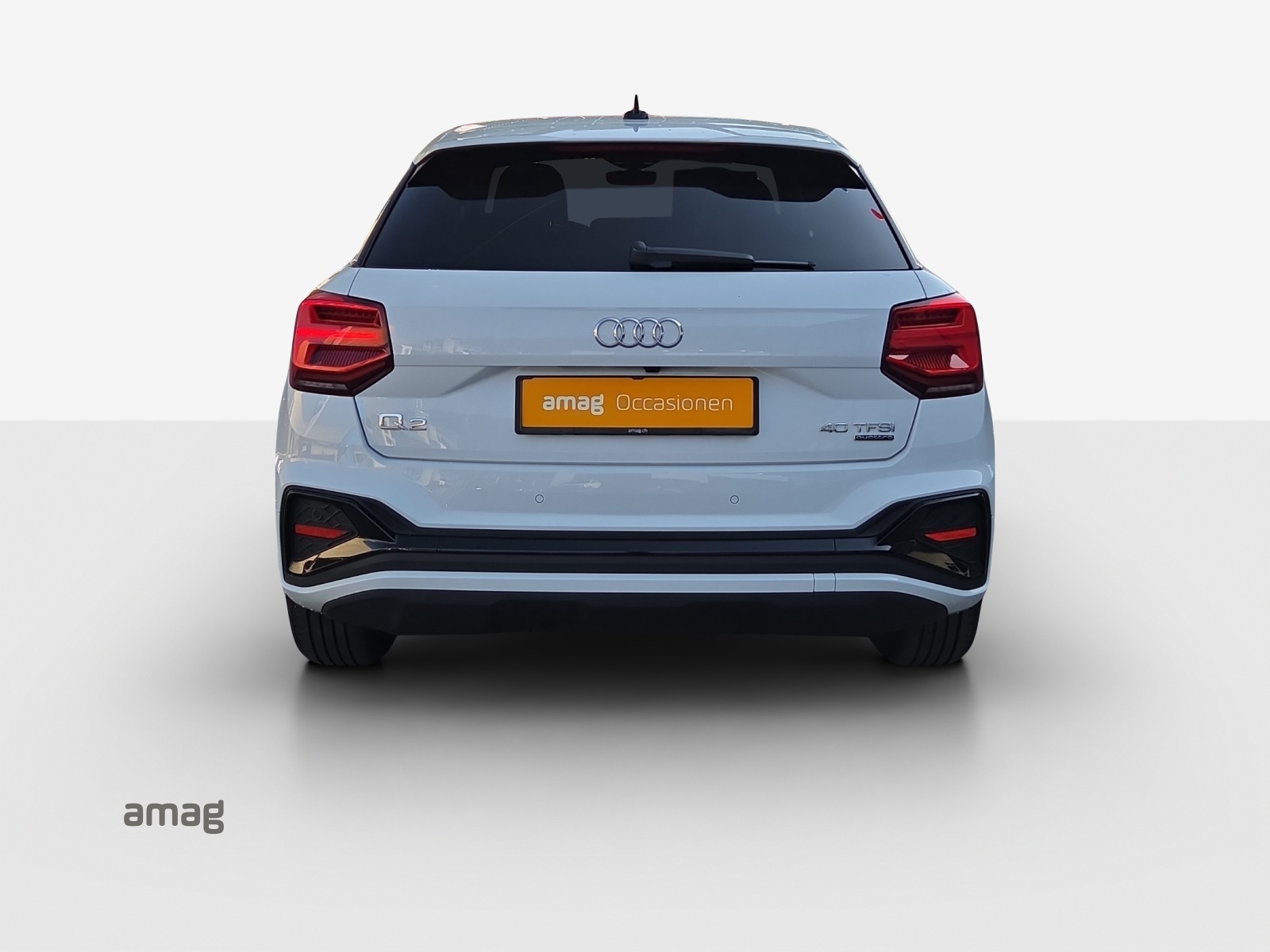 AUDI Q2 40 TFSI S line Attraction quattro S-tronic-image-3