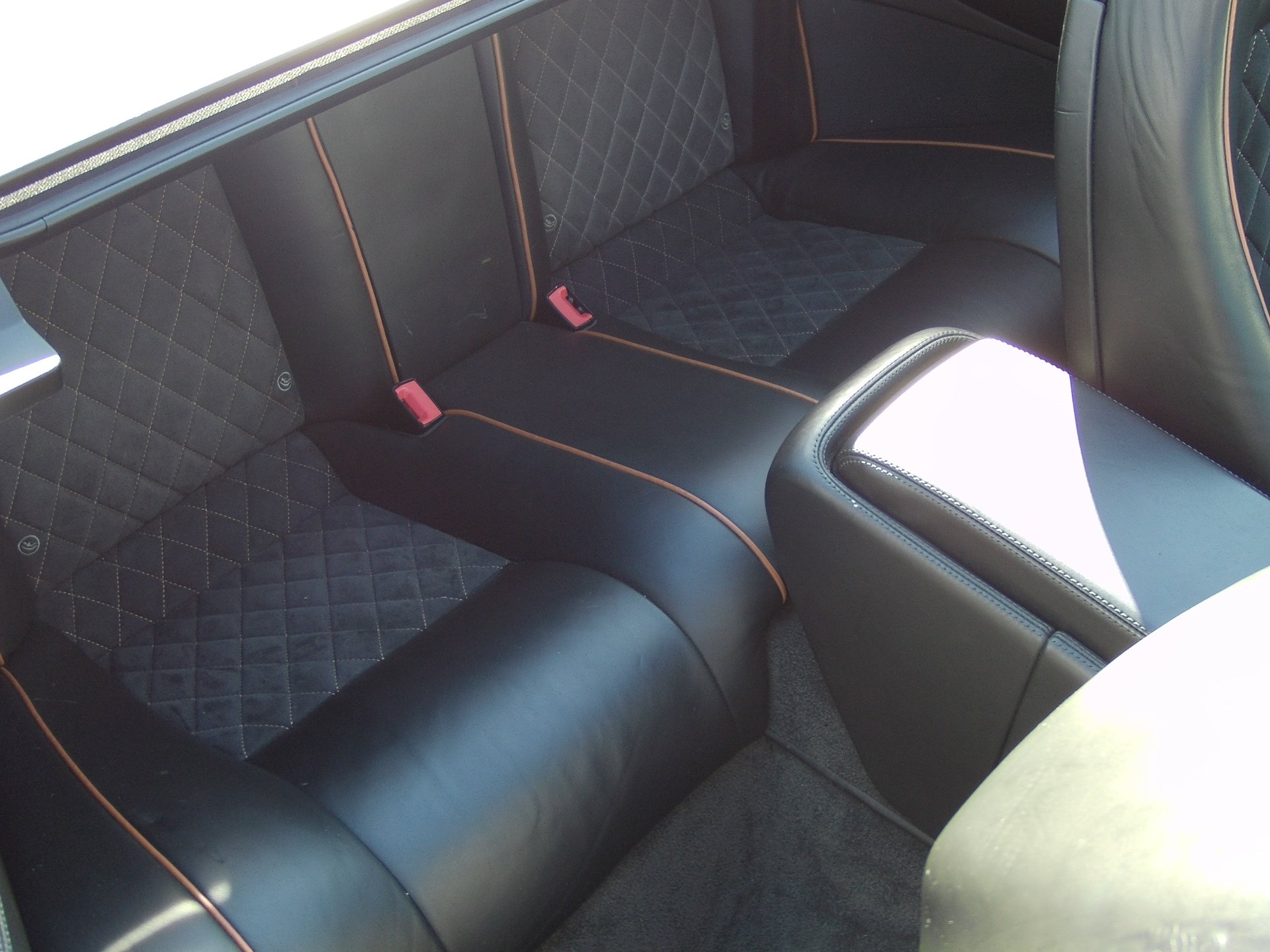 BENTLEY Supersports Convertible 6.0 mit 630 PS-image-14