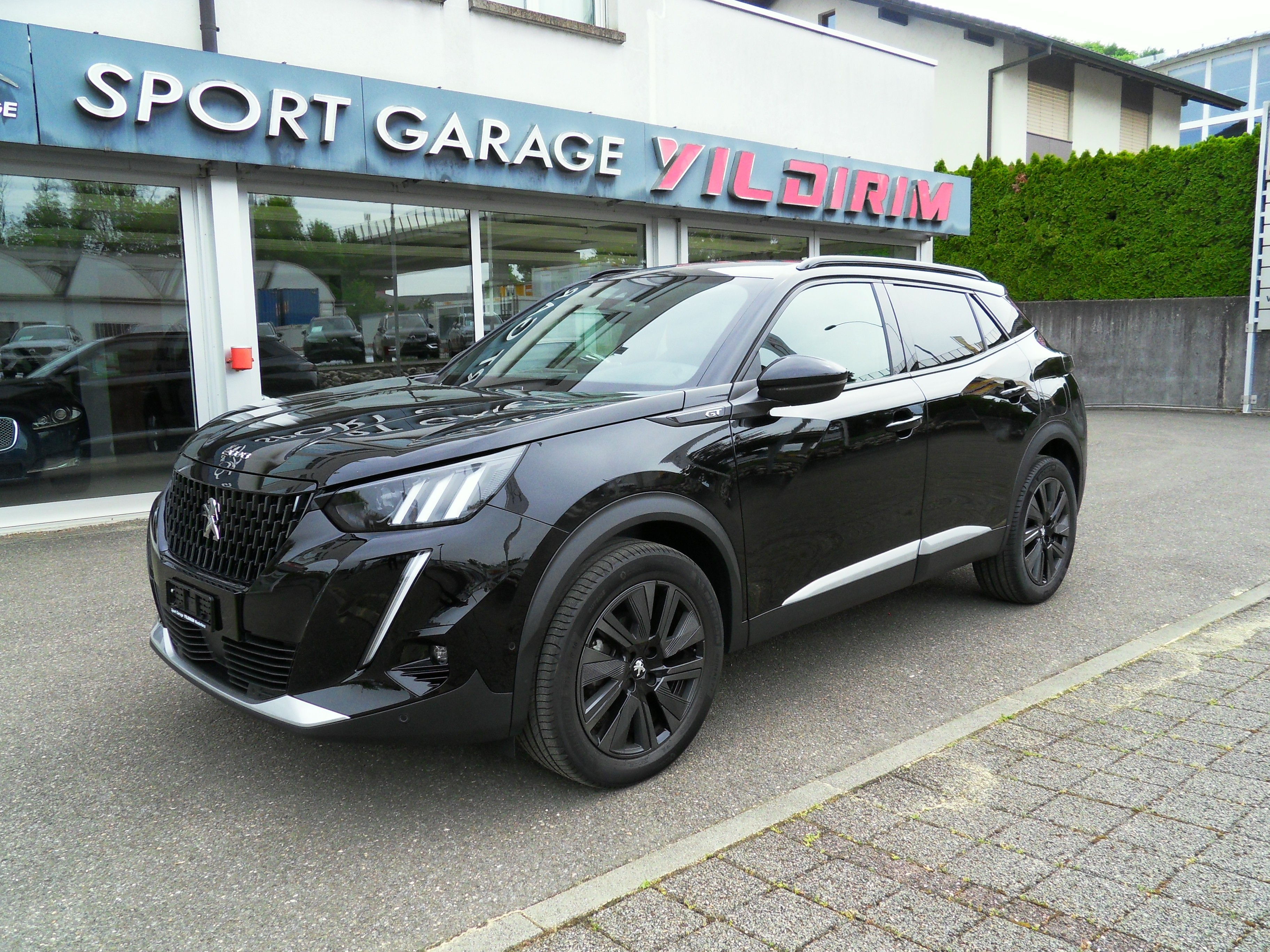 Car photo