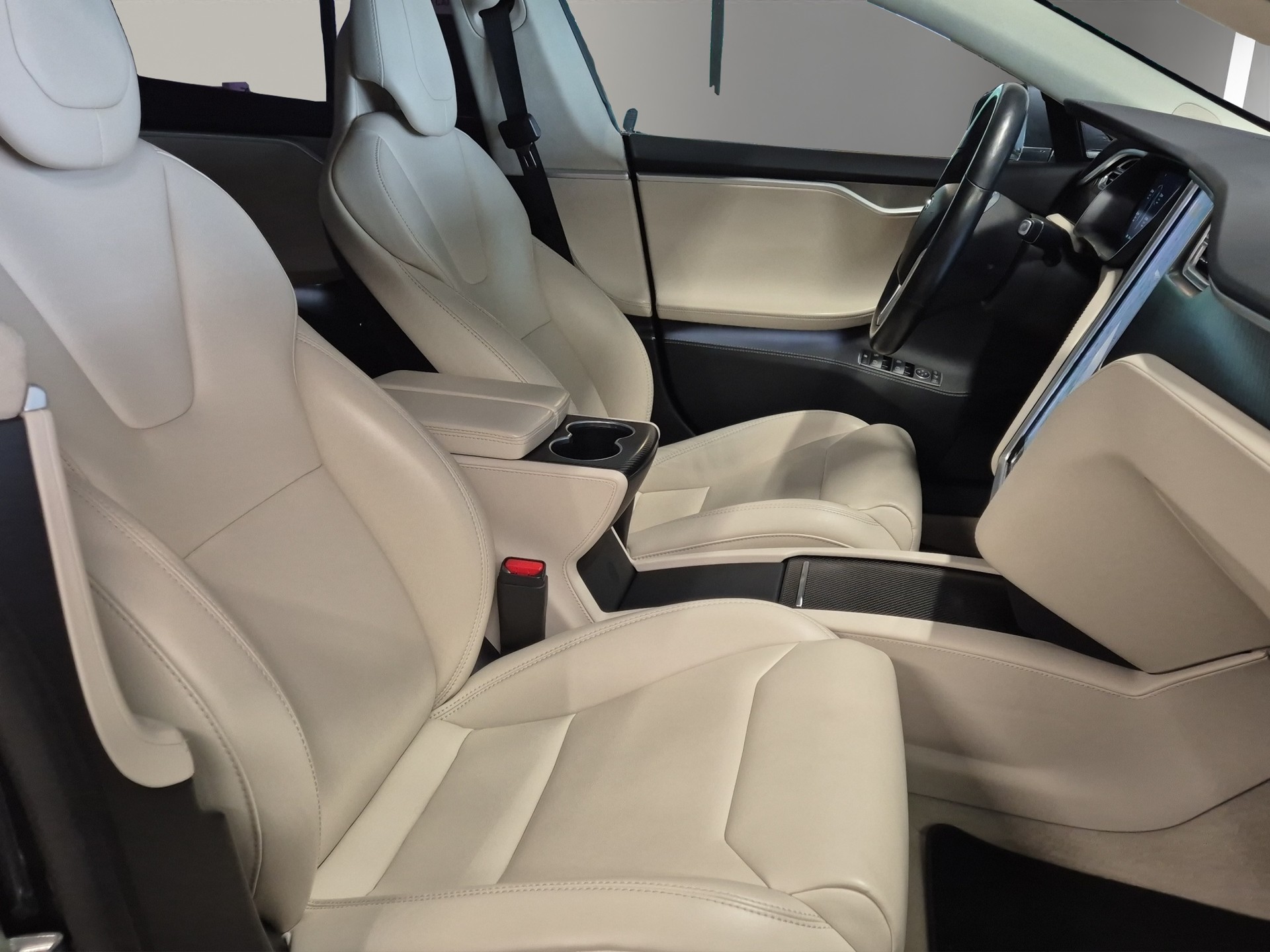 TESLA Model S 100 D Performance LEASING à partir de CHF 320.-/mois-image-16