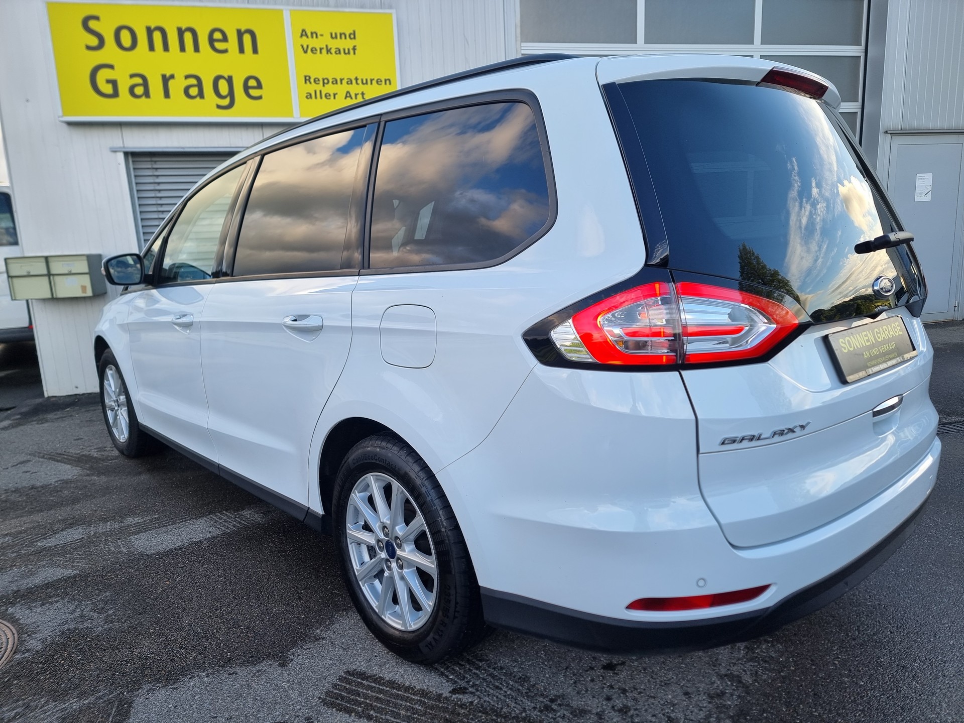 FORD Galaxy 2.0 TDCi Edition Automatic-image-12