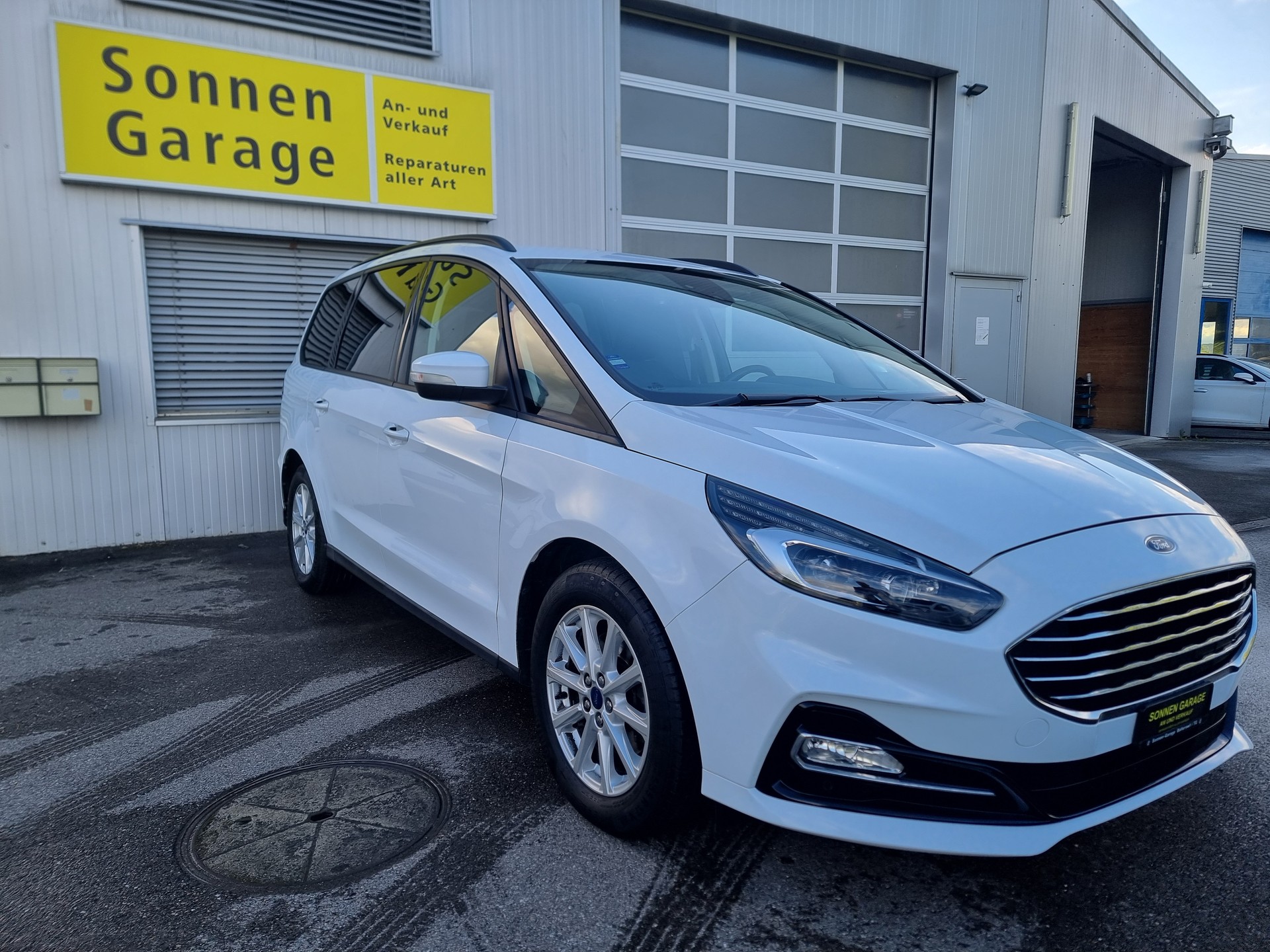 FORD Galaxy 2.0 TDCi Edition Automatic-image-2