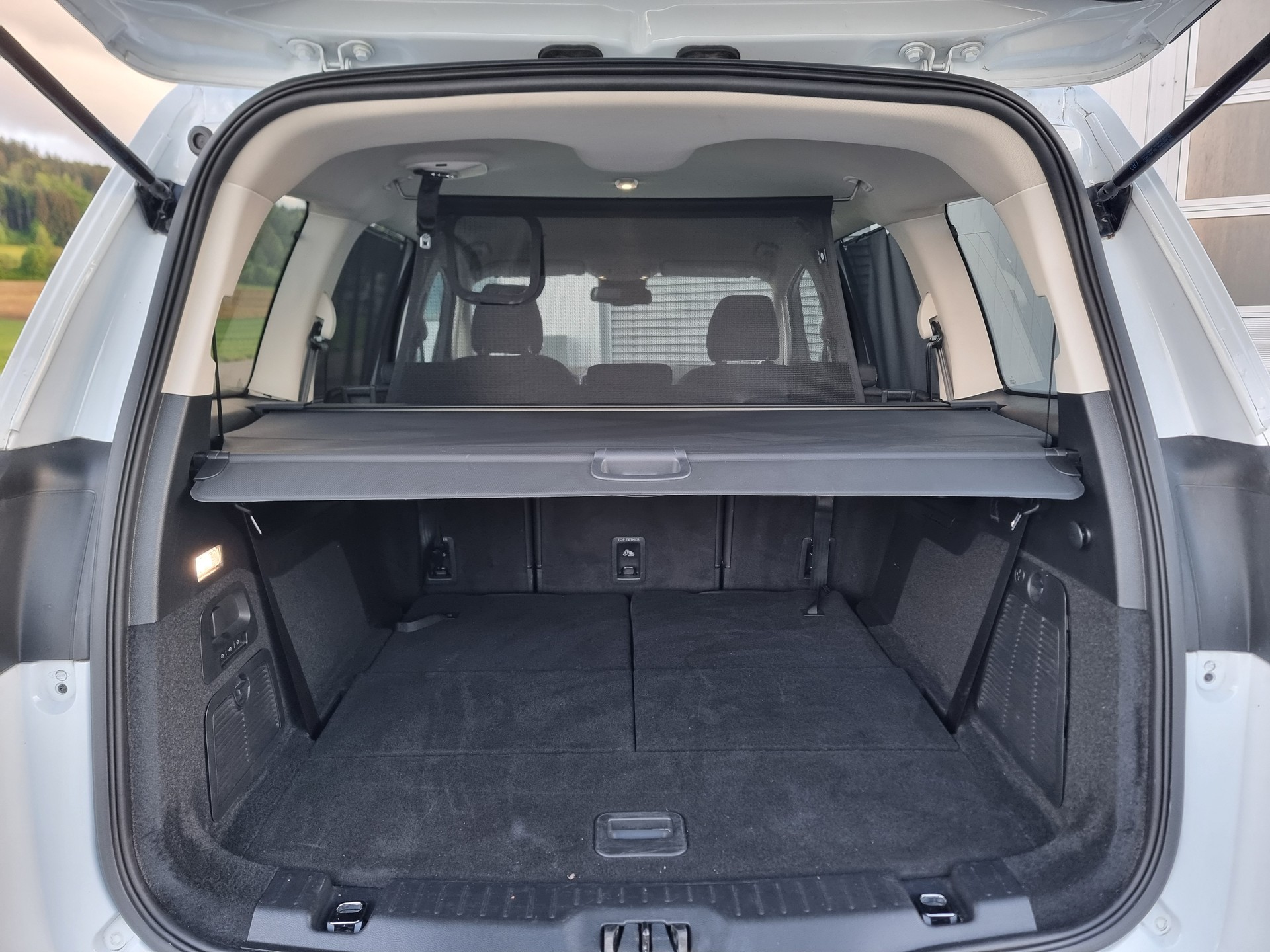 FORD Galaxy 2.0 TDCi Edition Automatic-image-10