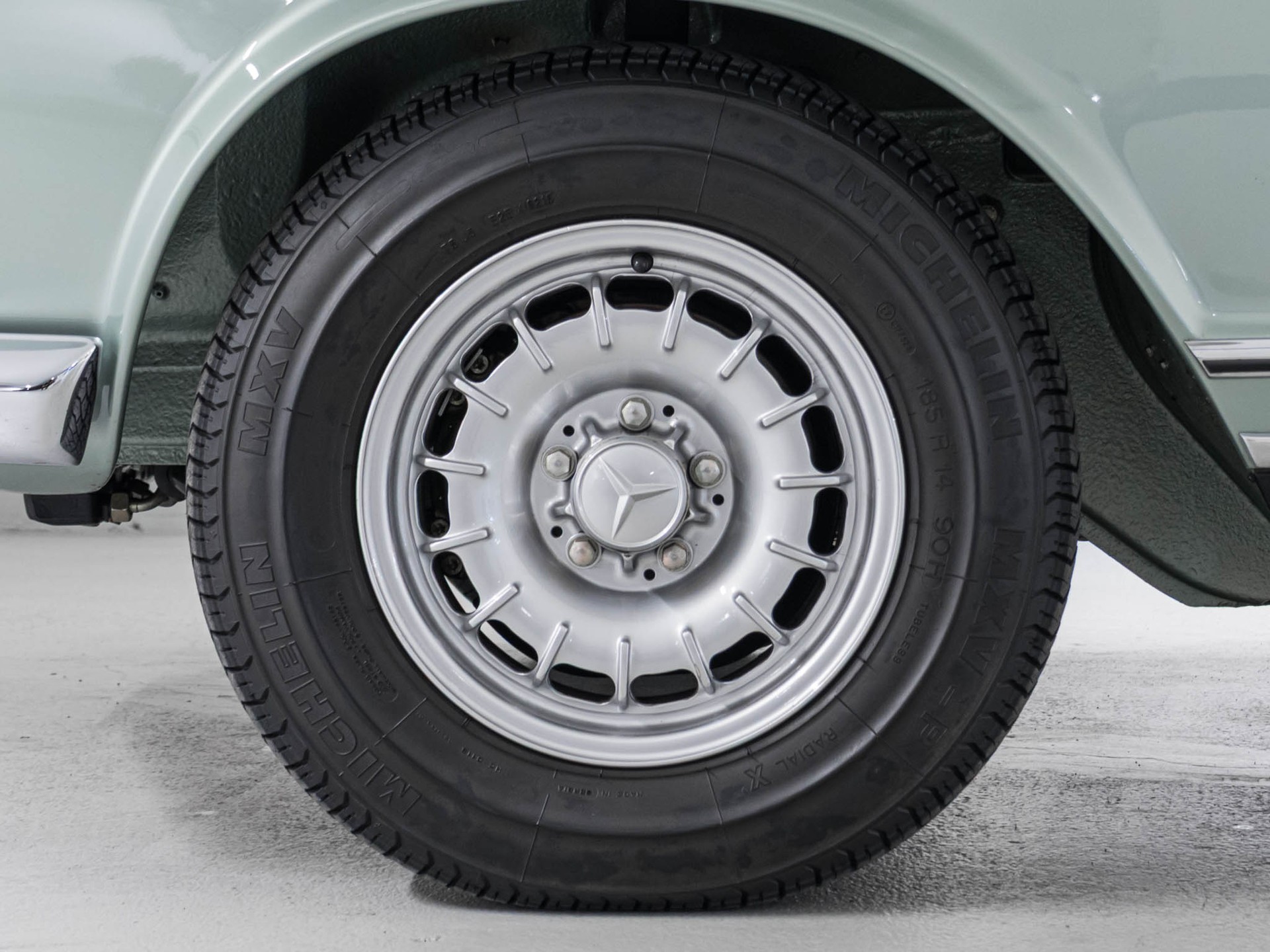 MERCEDES-BENZ 280 SL Pagode-image-11