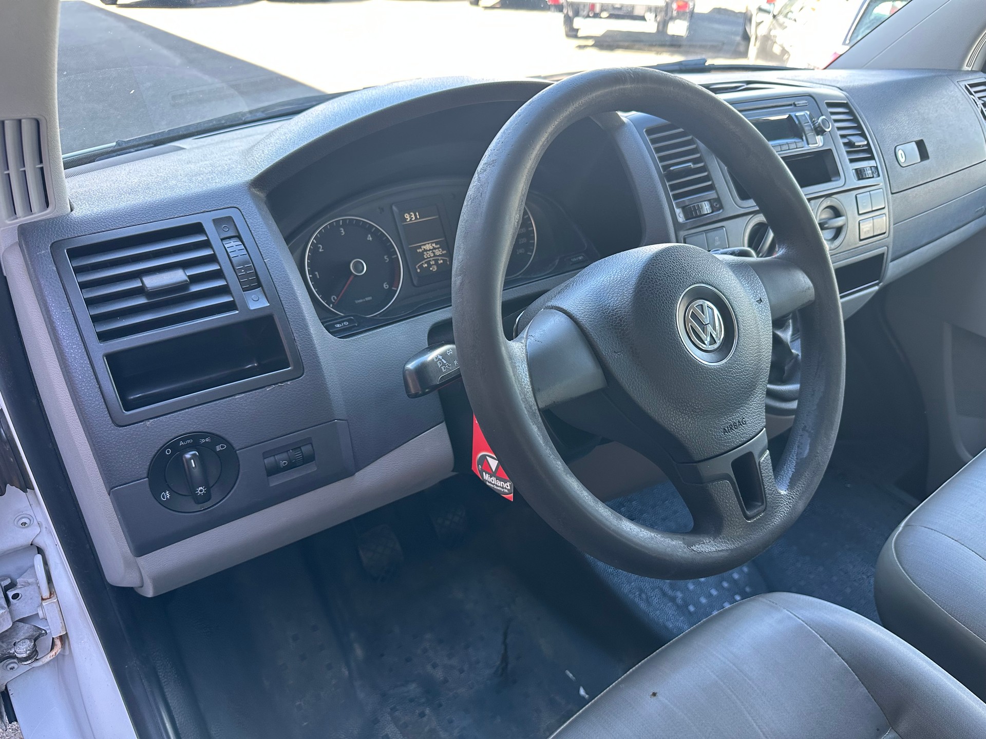 VW T5 2.0 TDI-image-4