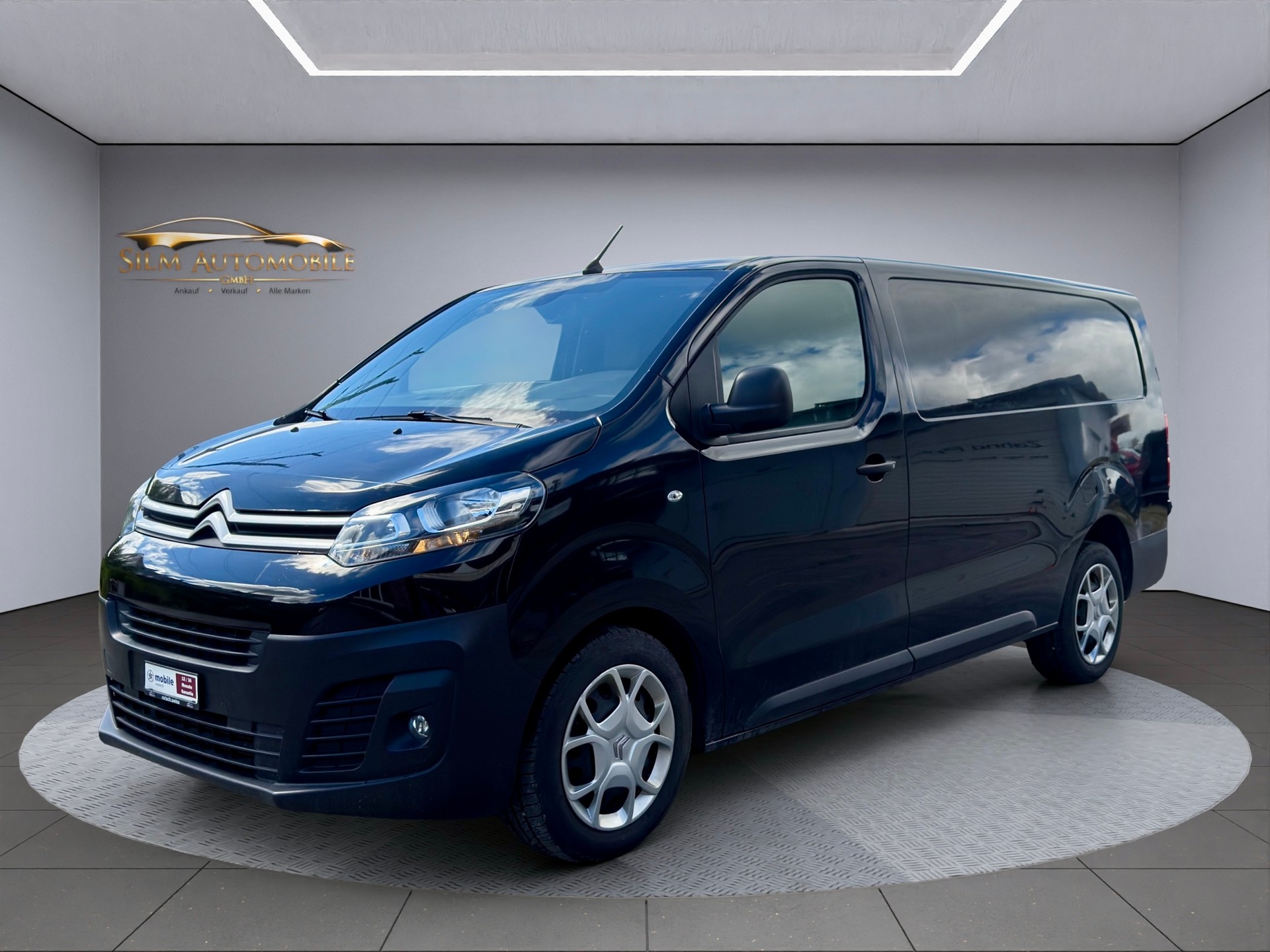 CITROEN Jumpy 2.0 BlueHDi 120 XL Extra-Lang, 3 Sitze, Nutzlast 1225 Kg-showroom-element-1