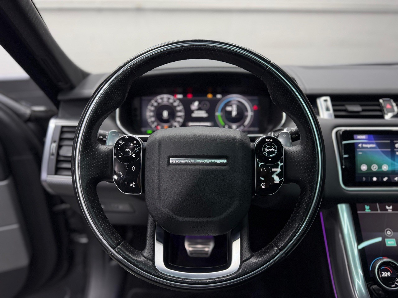 LAND ROVER Range Rover Sport P400e 2.0 I4 PHEV HSE Dynamic | CH-Auto | Luftfahrwerk | Schiebedach-image-25