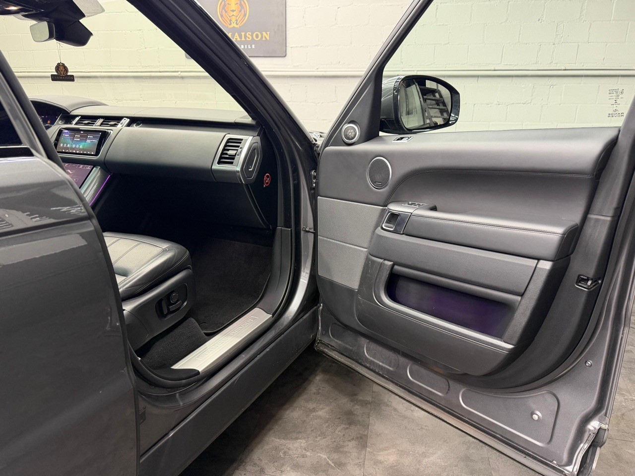 LAND ROVER Range Rover Sport P400e 2.0 I4 PHEV HSE Dynamic | CH-Auto | Luftfahrwerk | Schiebedach-image-23
