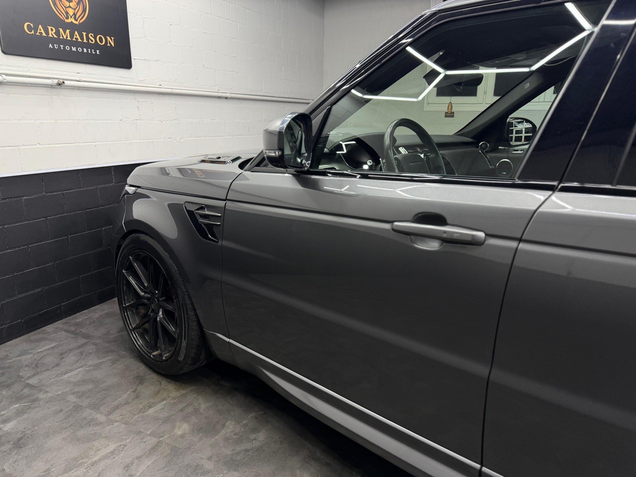 LAND ROVER Range Rover Sport P400e 2.0 I4 PHEV HSE Dynamic | CH-Auto | Luftfahrwerk | Schiebedach-image-12