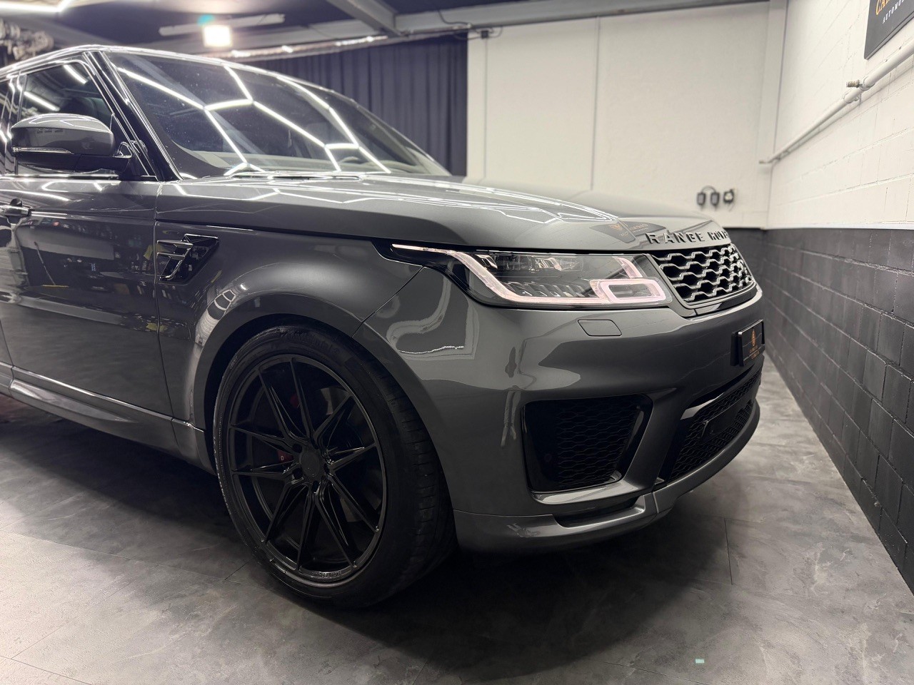 LAND ROVER Range Rover Sport P400e 2.0 I4 PHEV HSE Dynamic | CH-Auto | Luftfahrwerk | Schiebedach-image-11