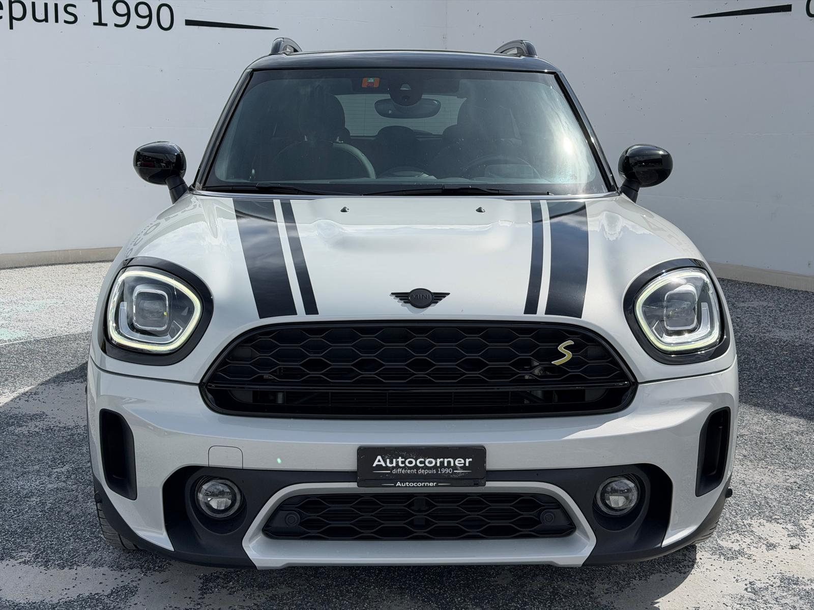 MINI Countryman Cooper SE Trafalgar ALL4 PHEV Steptronic-image-2