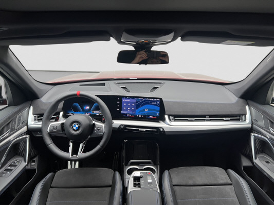 BMW X1 M35i xDrive-image-10
