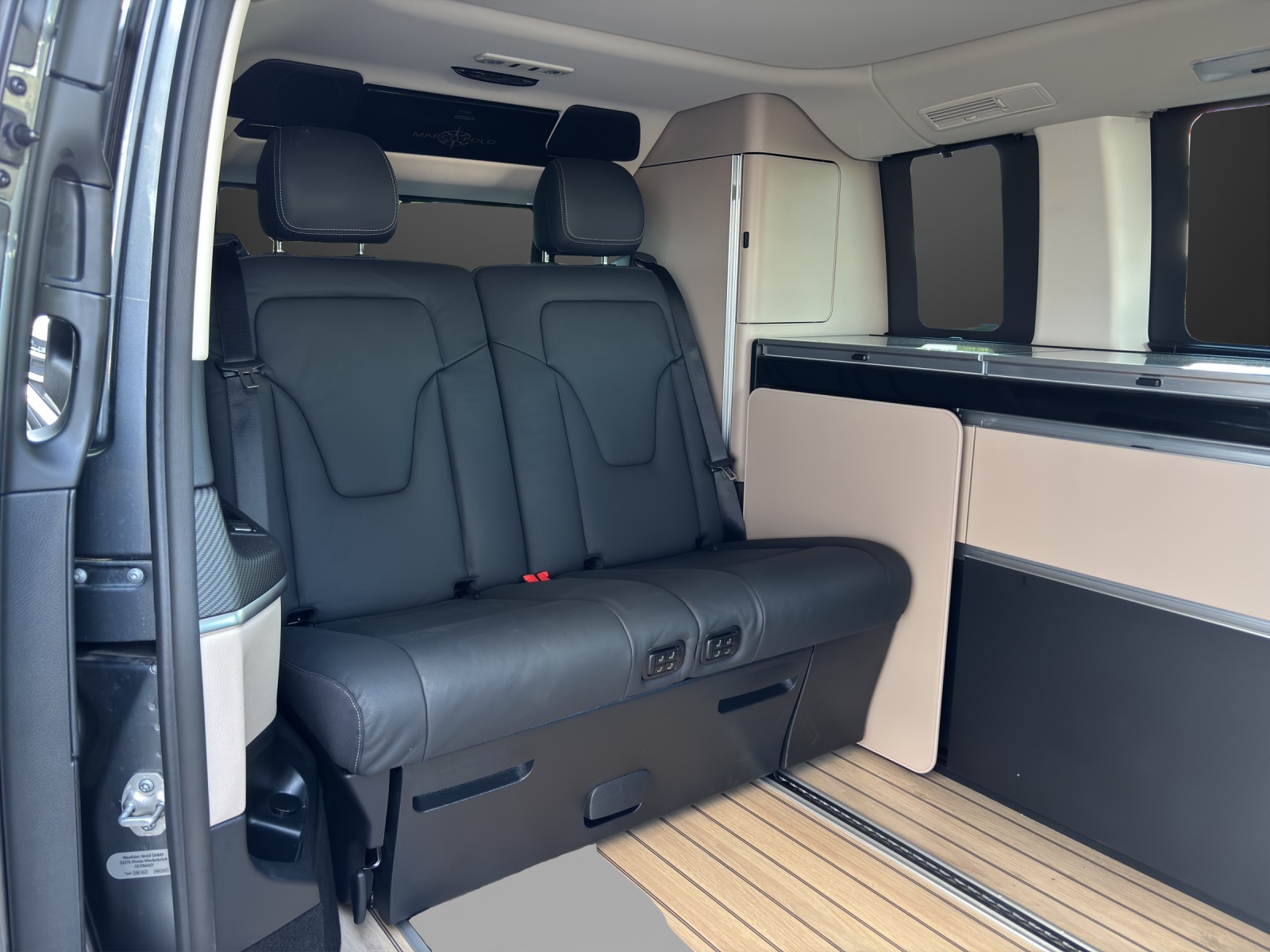 MERCEDES-BENZ Marco Polo 300 d 4M Automat-image-10