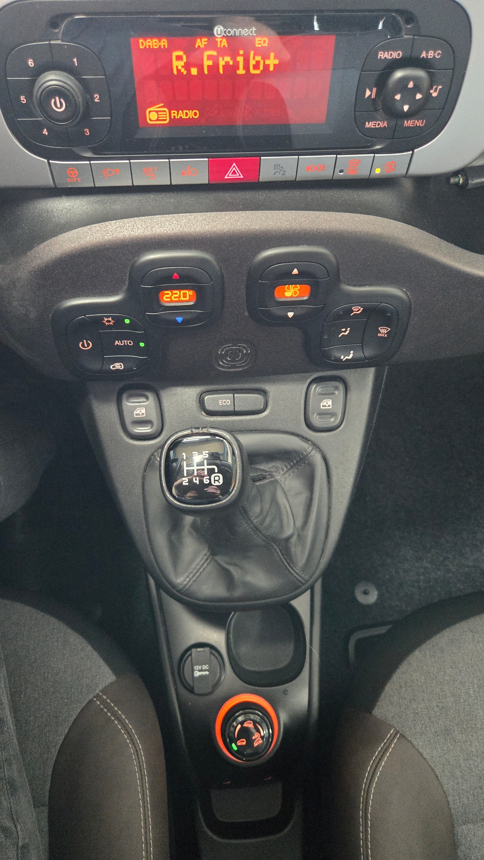 FIAT Panda 0.9 Twinair Turbo Cross 4x4-image-9