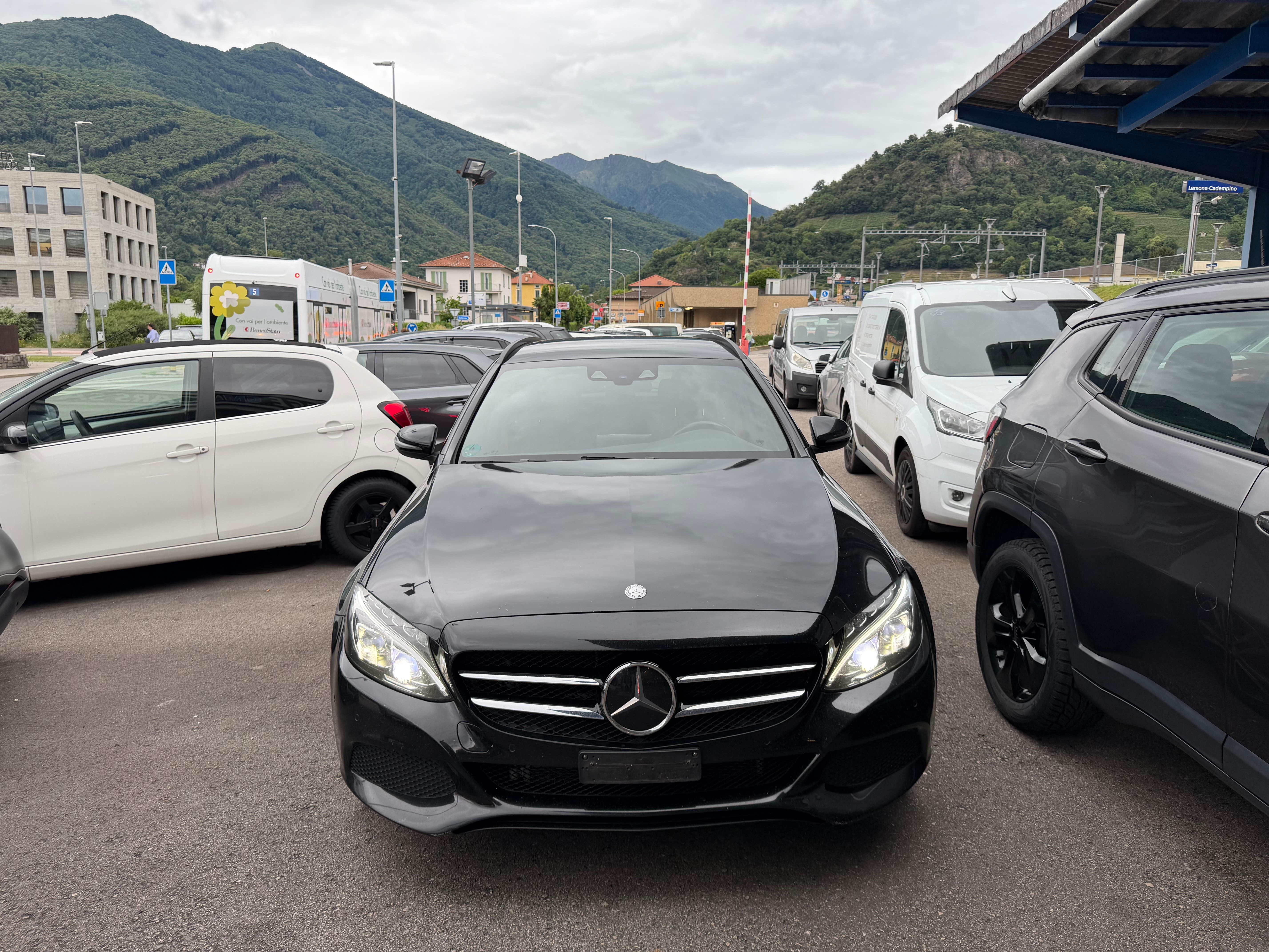 Car photo