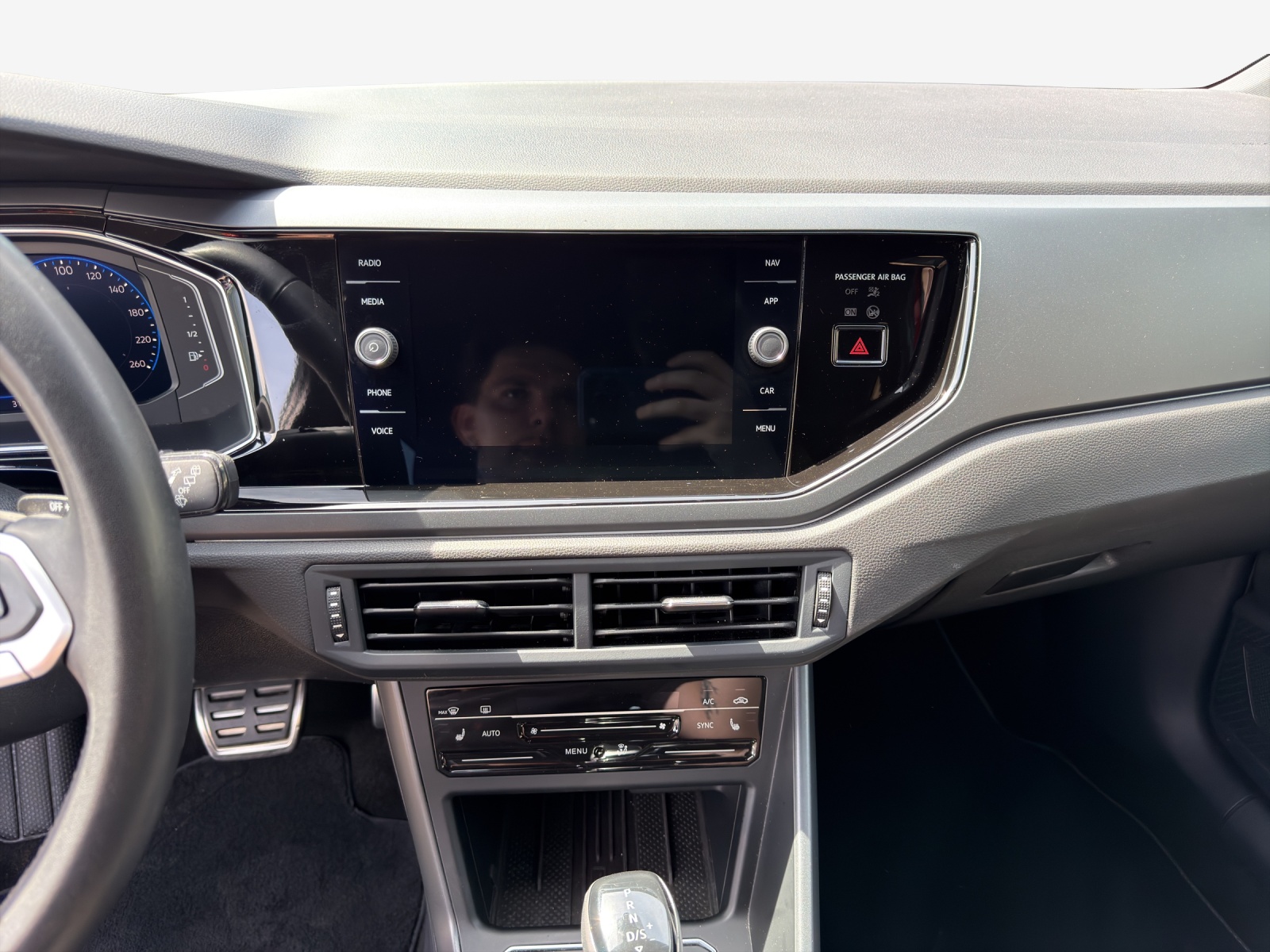 VW Polo 1.0 TSI R-Line DSG-image-10