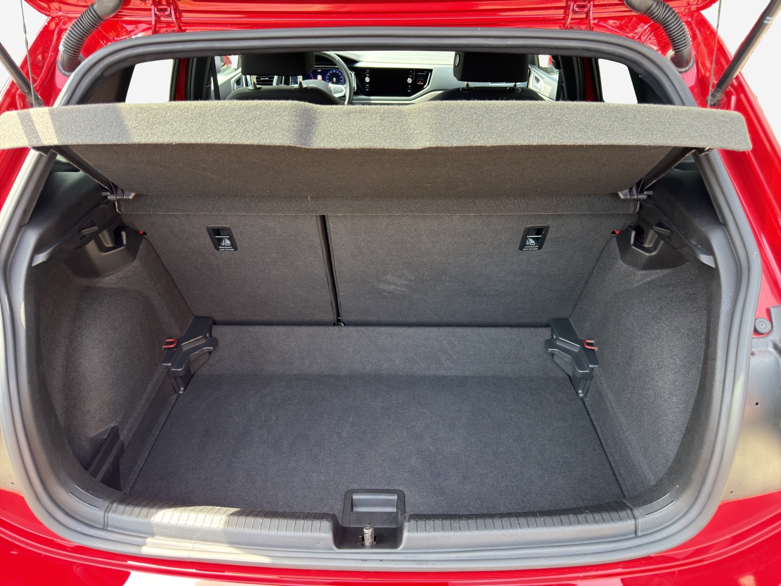 VW Polo 1.0 TSI R-Line DSG-image-12
