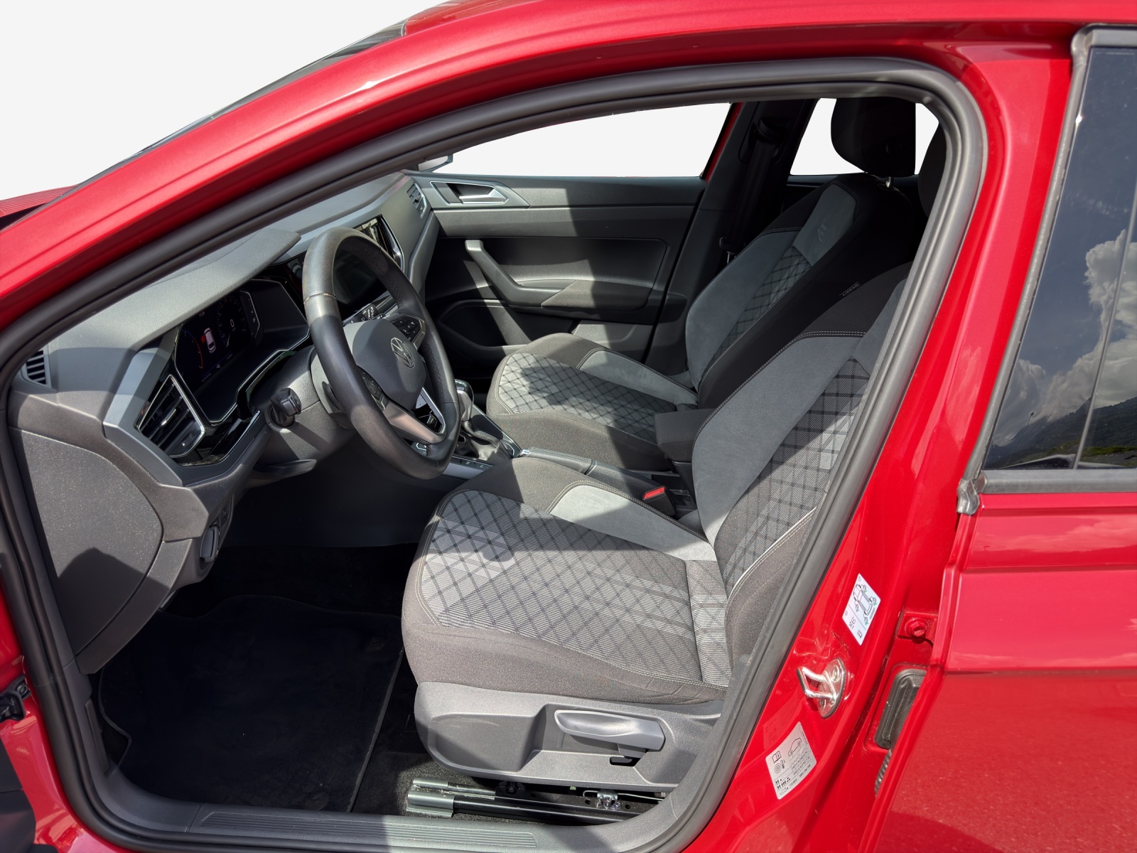 VW Polo 1.0 TSI R-Line DSG-image-7