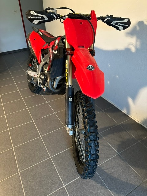 HONDA CRF 250 R-image-1