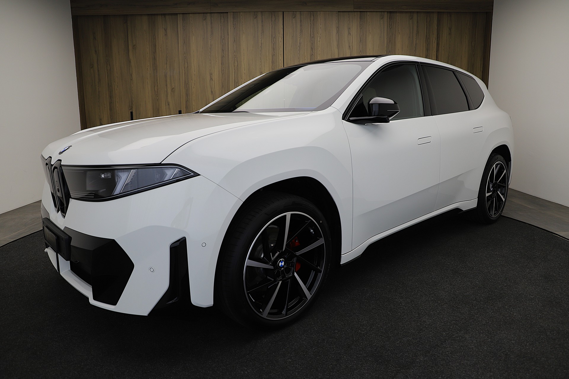 BMW iX3 50 xDrive M Sport Pro-image-0