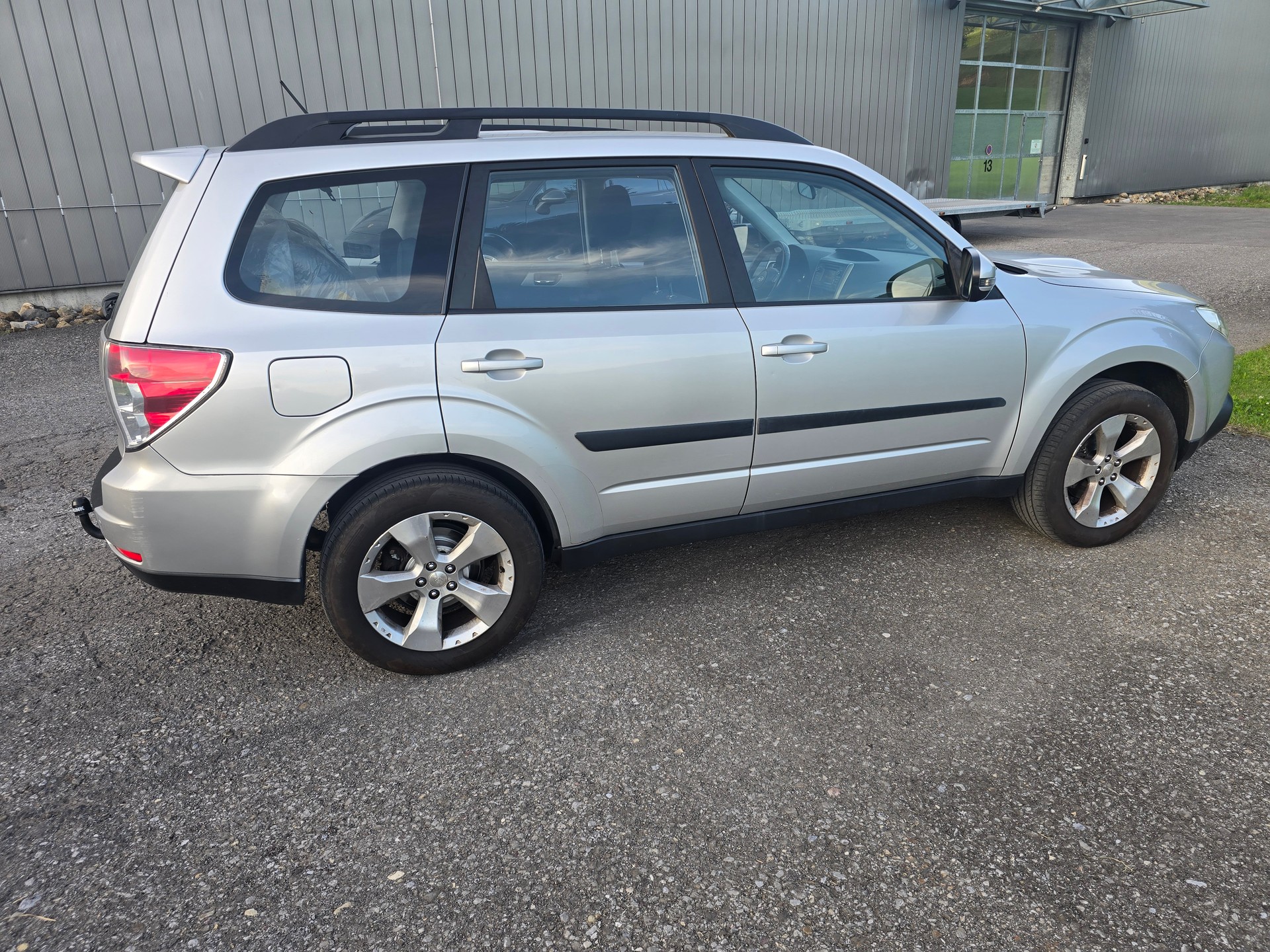 SUBARU Forester 2.0D XS Limited-image-5