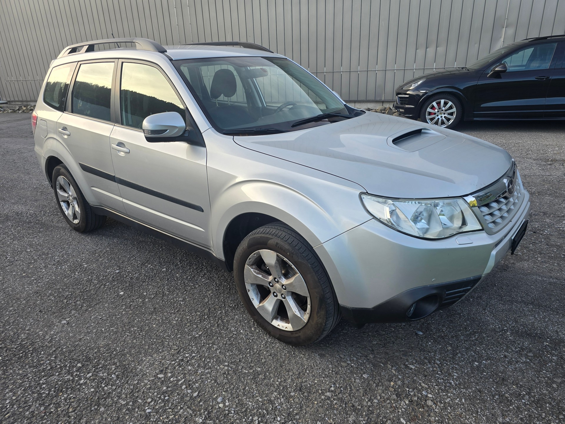 SUBARU Forester 2.0D XS Limited-image-1