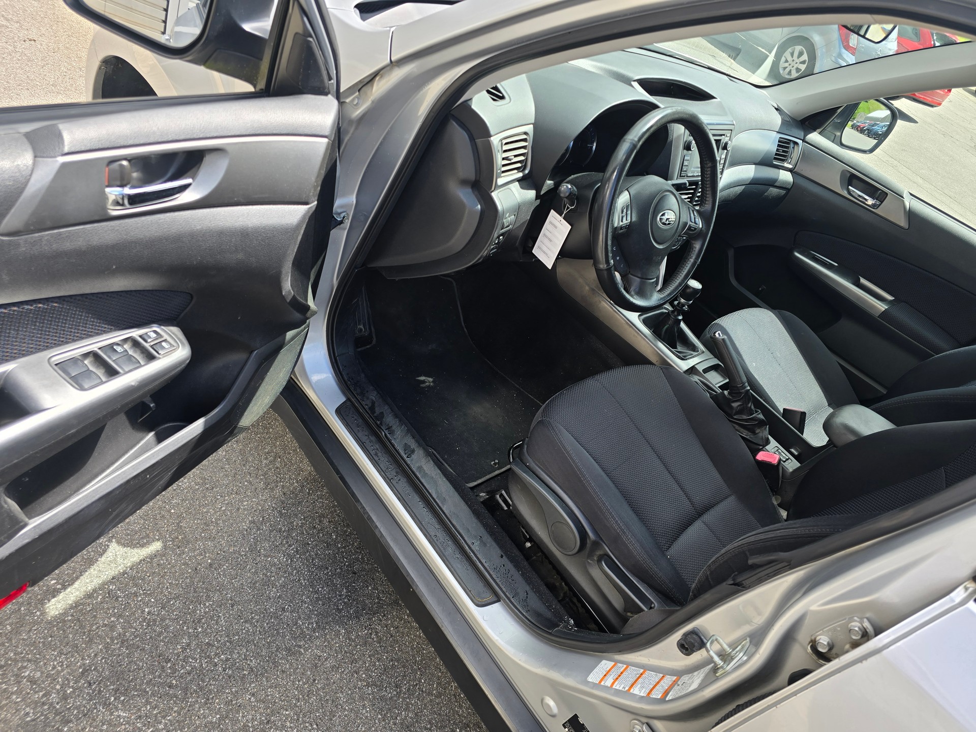 SUBARU Forester 2.0D XS Limited-image-10