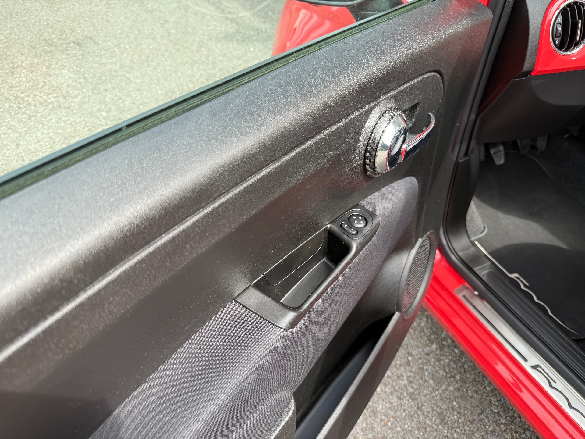 FIAT 500C 0.9 Twinair Lounge-image-17
