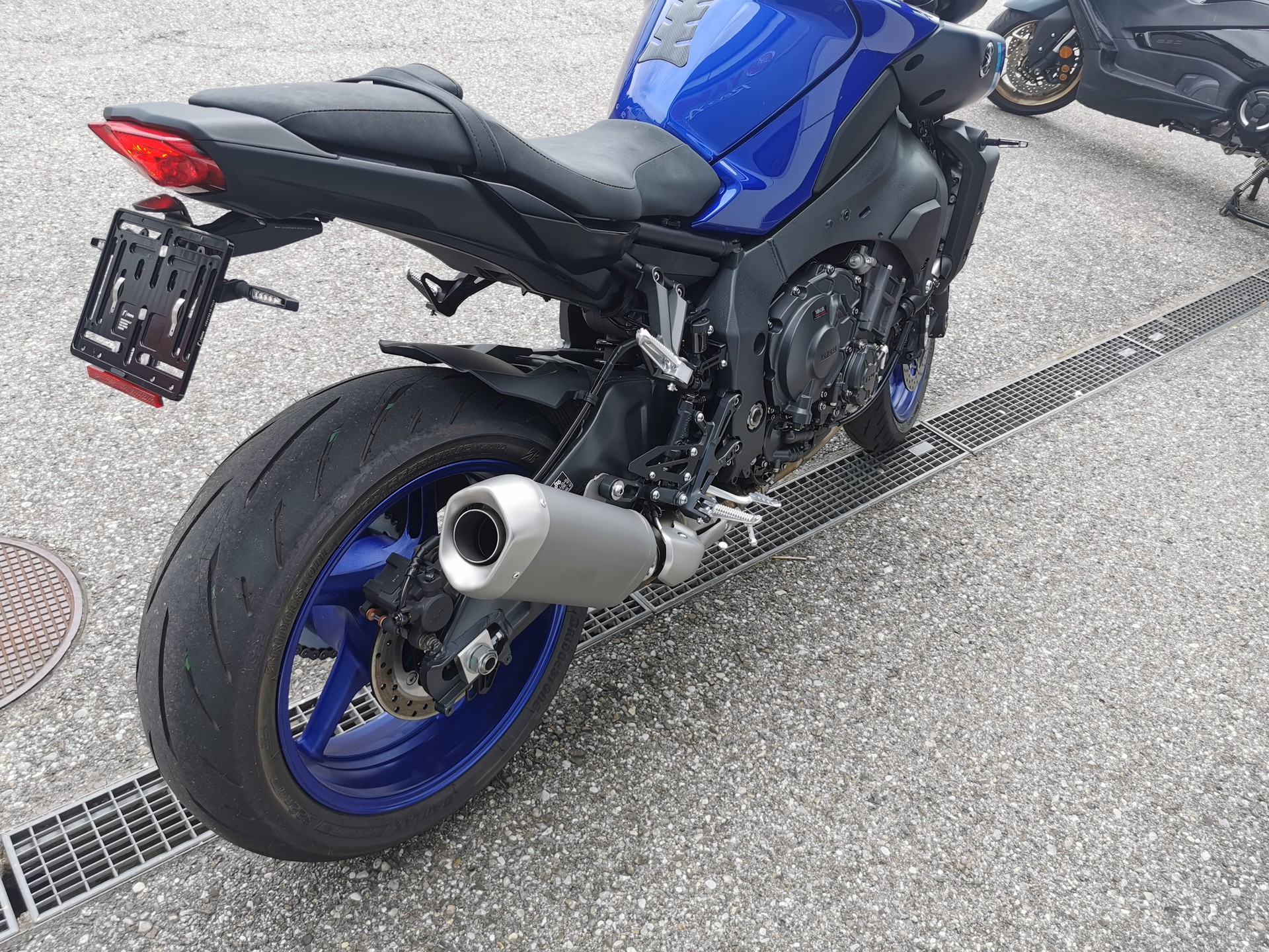 YAMAHA MT-10 ABS-image-5