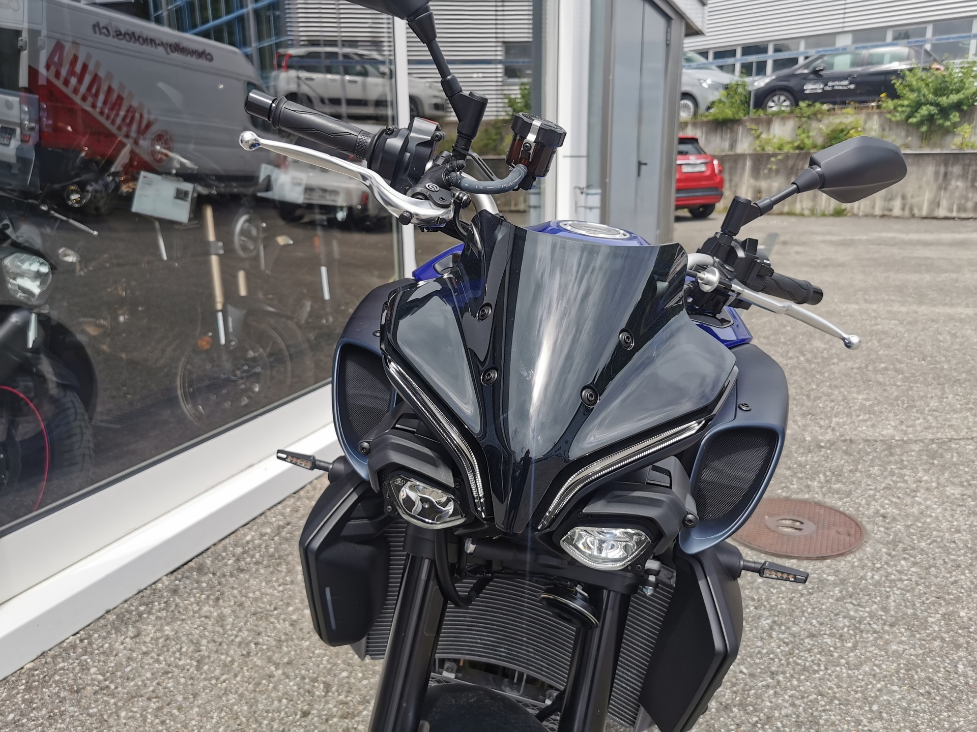 YAMAHA MT-10 ABS-image-1