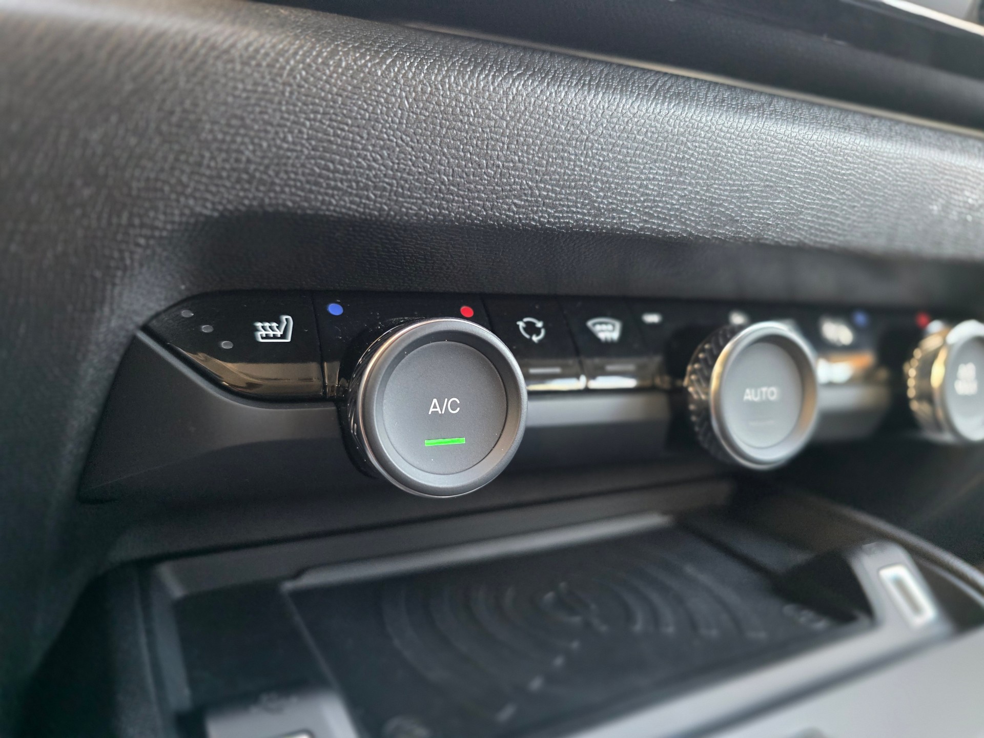 CITROEN C4 HEV Max e-DCS6-image-11