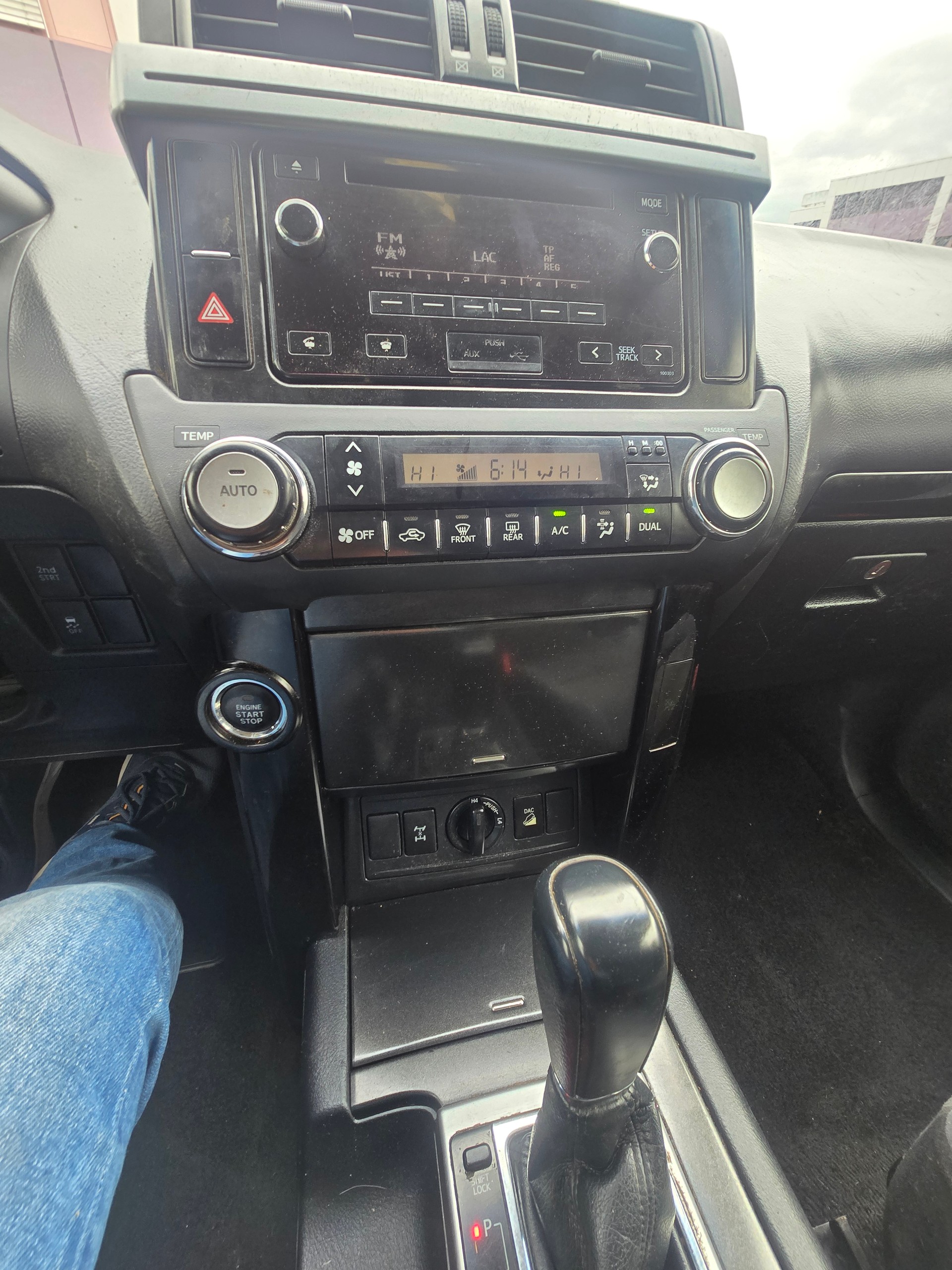 TOYOTA Land Cruiser 3.0 TD Terra Automatic-image-12