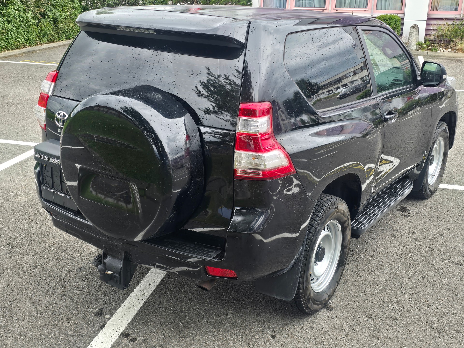 TOYOTA Land Cruiser 3.0 TD Terra Automatic-image-6