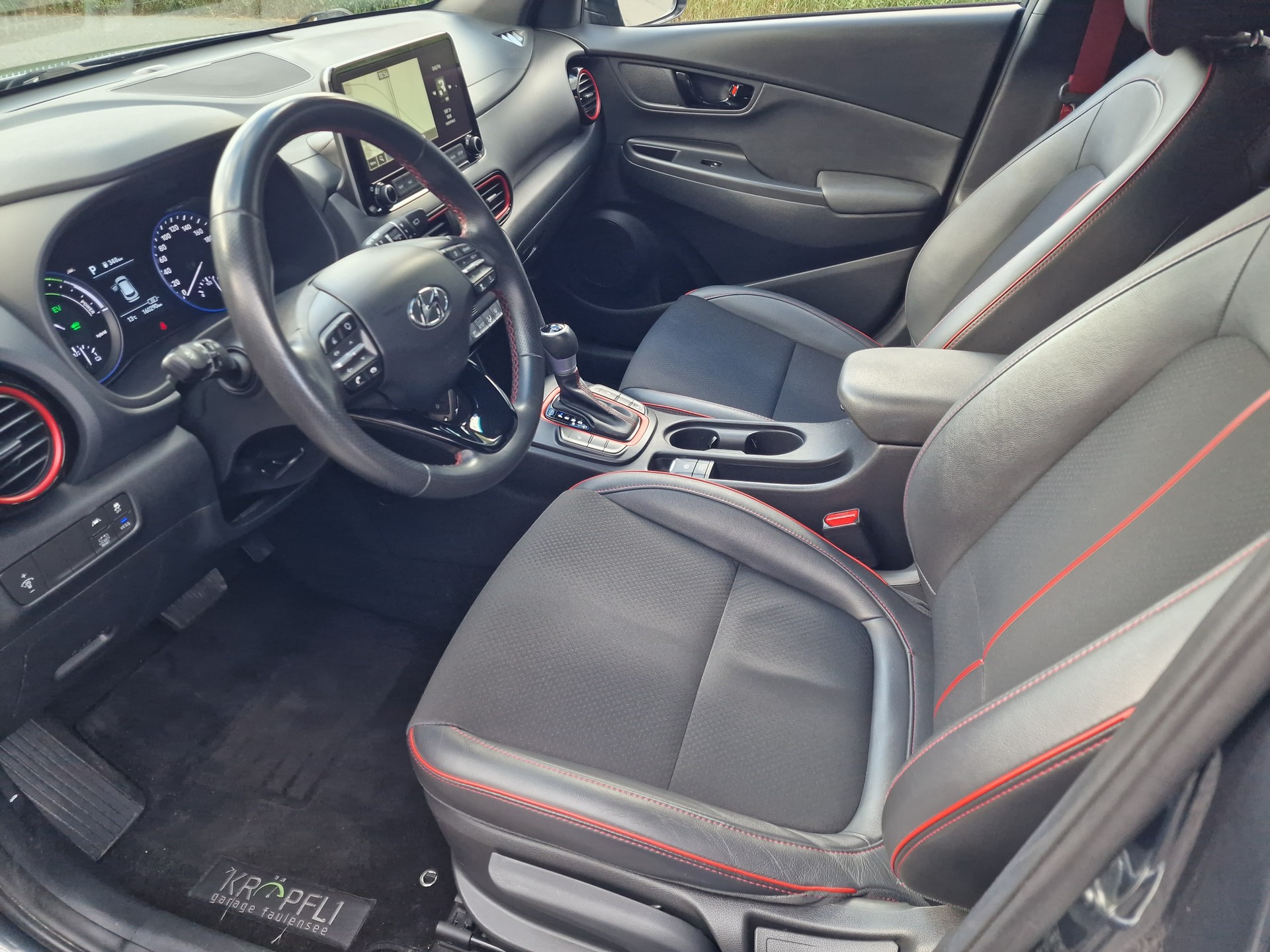 HYUNDAI Kona 1.6 GDi HEV Vertex DCT-image-6