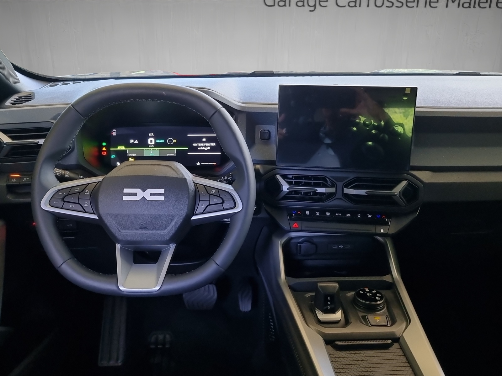 DACIA Bigster 150 Hybrid Journey 4x4 Automat-image-8