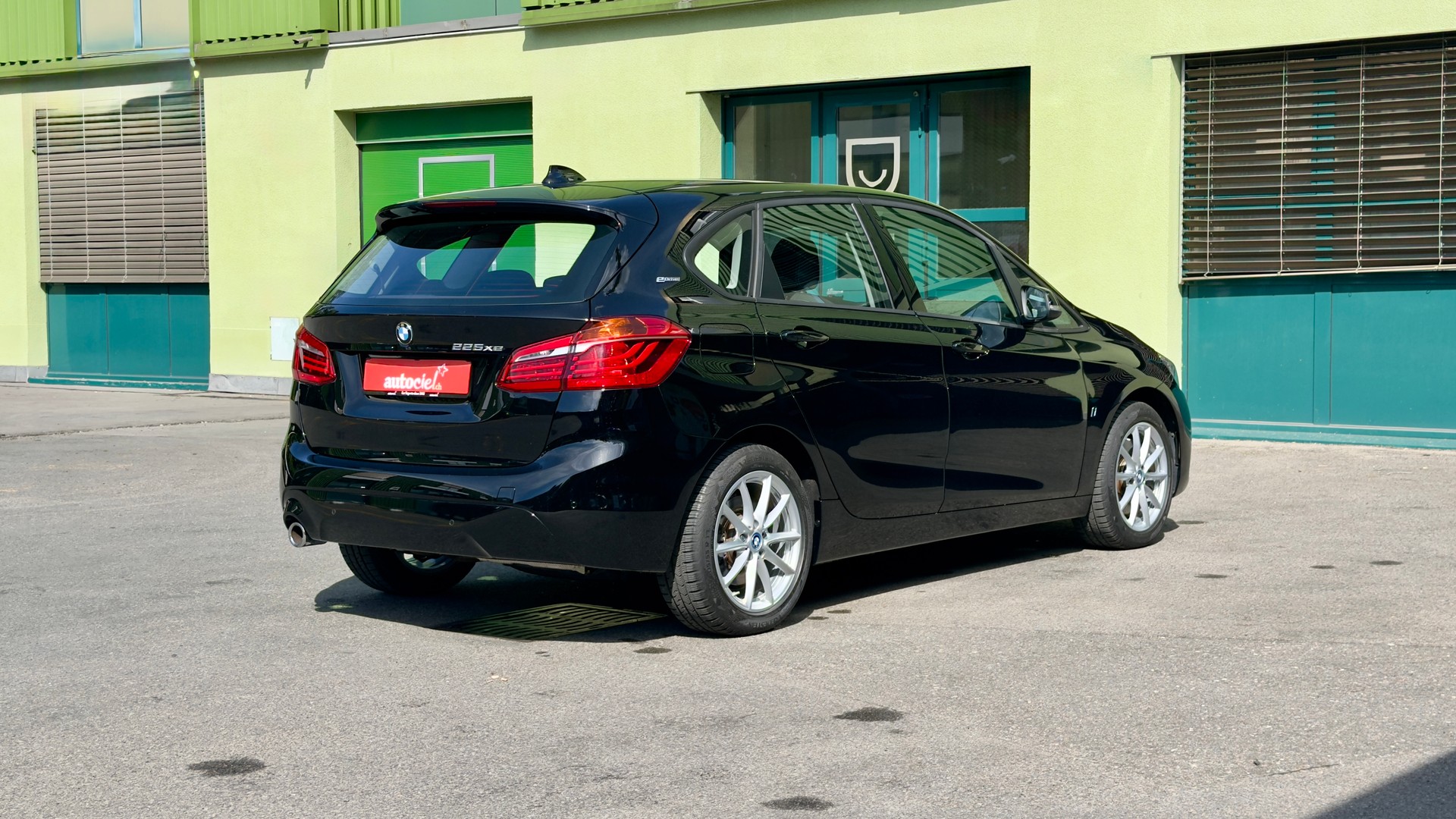 BMW 225xe iPerformance Active Tourer Steptronic-image-4