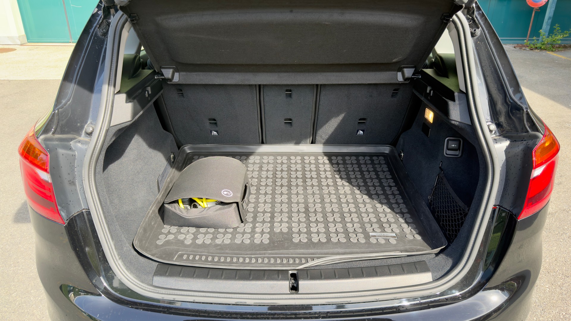 BMW 225xe iPerformance Active Tourer Steptronic-image-14