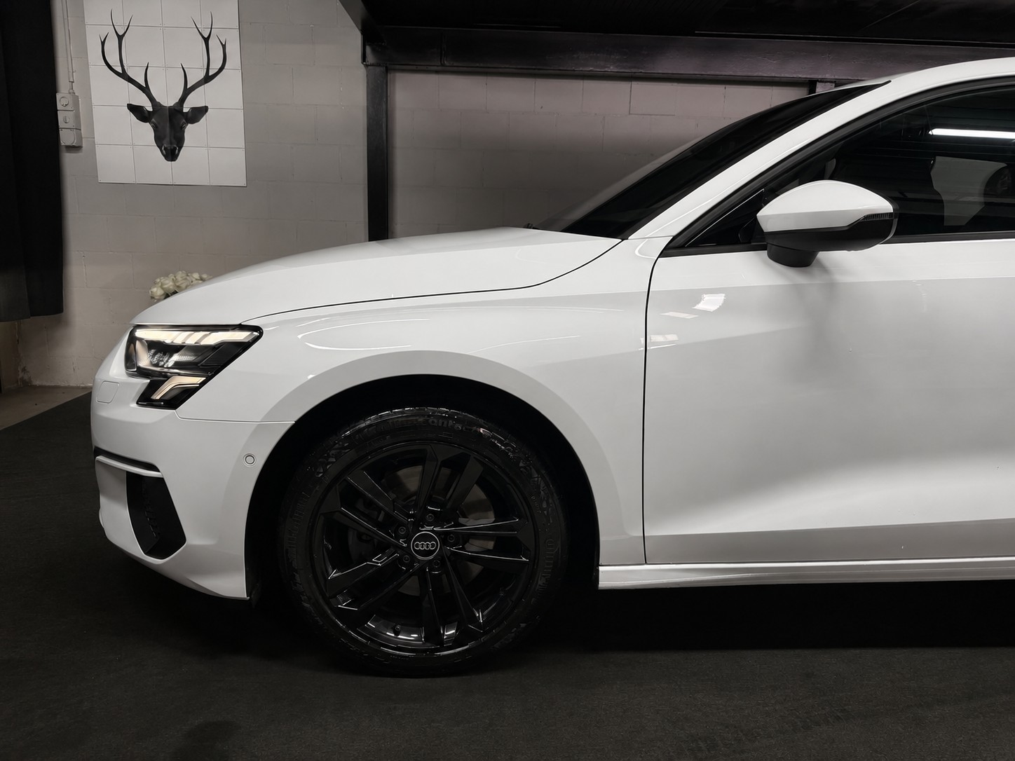 AUDI A3 Sportback 35 TFSI advanced S-tronic / Sport Sitze / Kamera / Park Assistant / Drive Assistant / Ch-Auto /-image-2