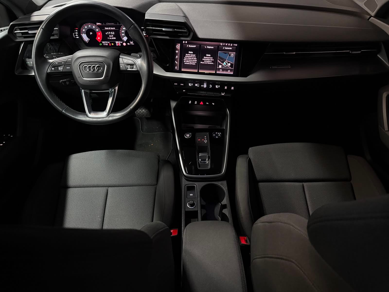 AUDI A3 Sportback 35 TFSI advanced S-tronic / Sport Sitze / Kamera / Park Assistant / Drive Assistant / Ch-Auto /-image-12