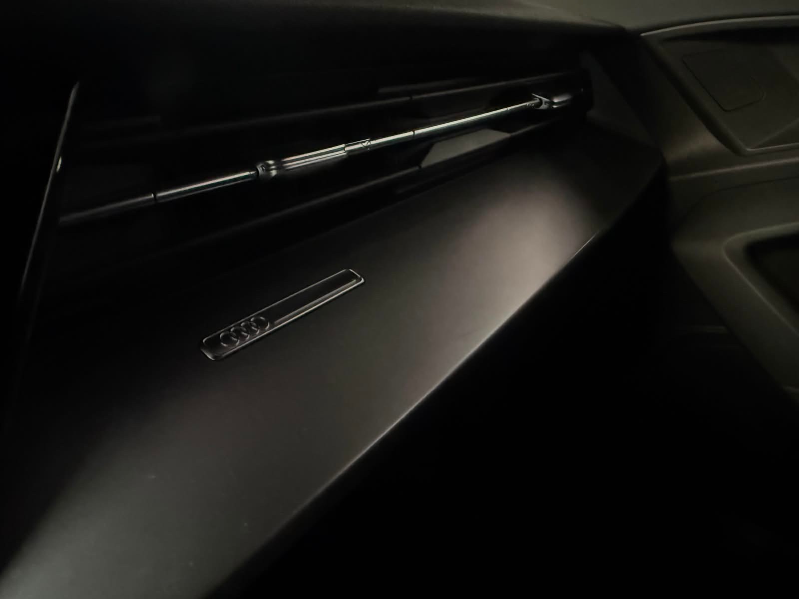 AUDI A3 Sportback 35 TFSI advanced S-tronic / Sport Sitze / Kamera / Park Assistant / Drive Assistant / Ch-Auto /-image-16