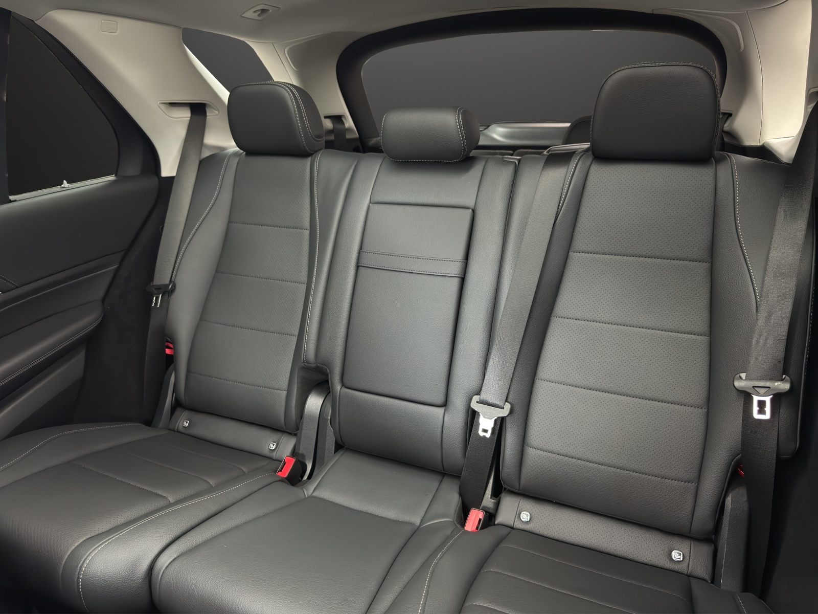 MERCEDES-BENZ GLE 300 d 4Matic-image-14