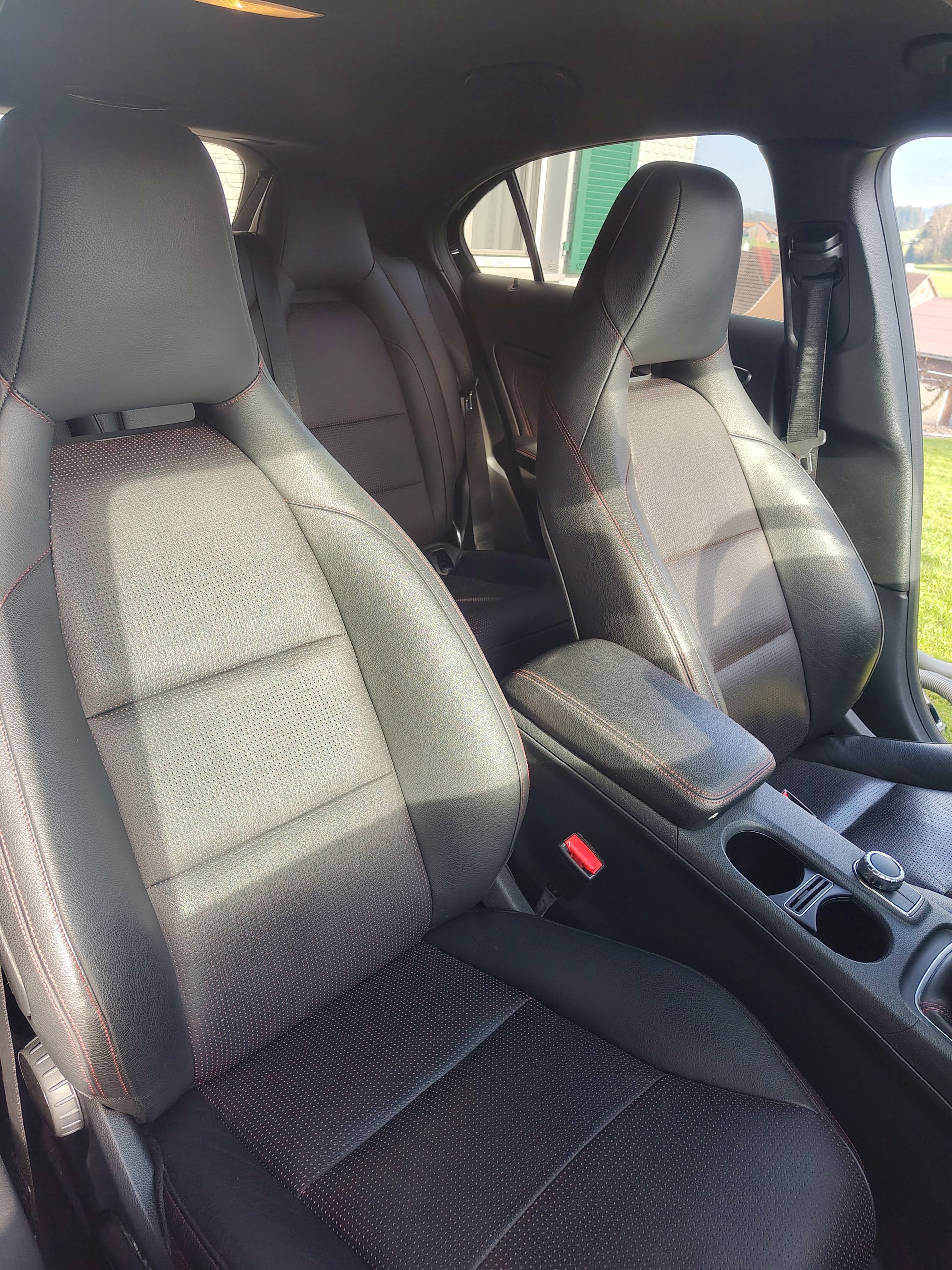 MERCEDES-BENZ A 200 CDI-image-4