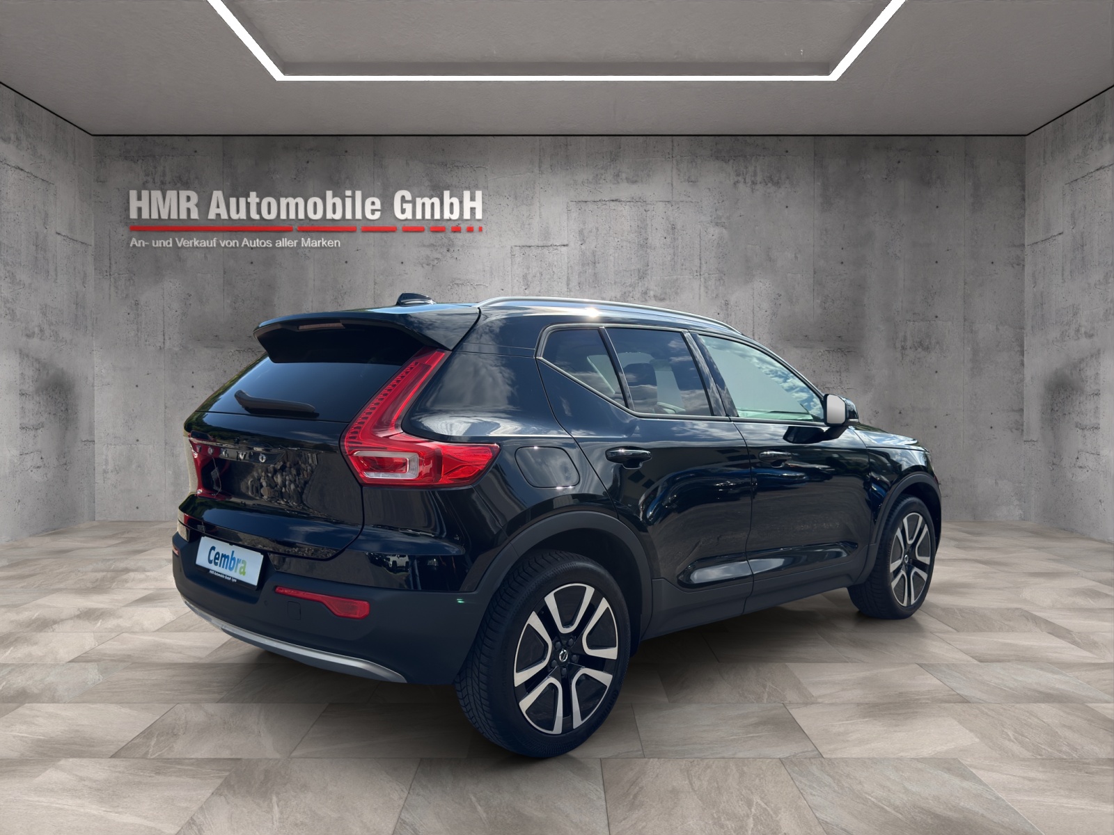 VOLVO XC40 D3 Momentum Geartronic-image-3
